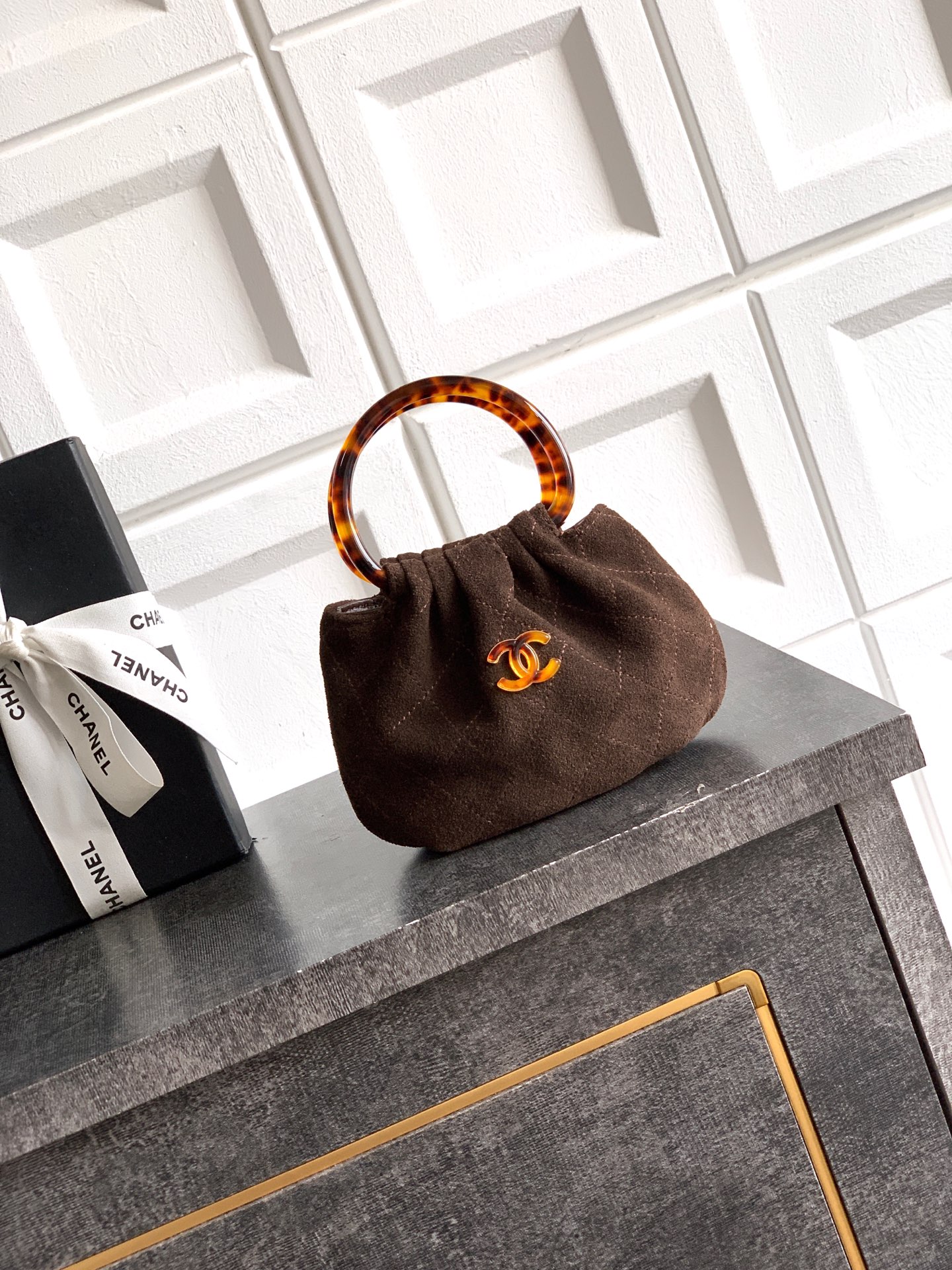 Chanel Basic Bag M-l