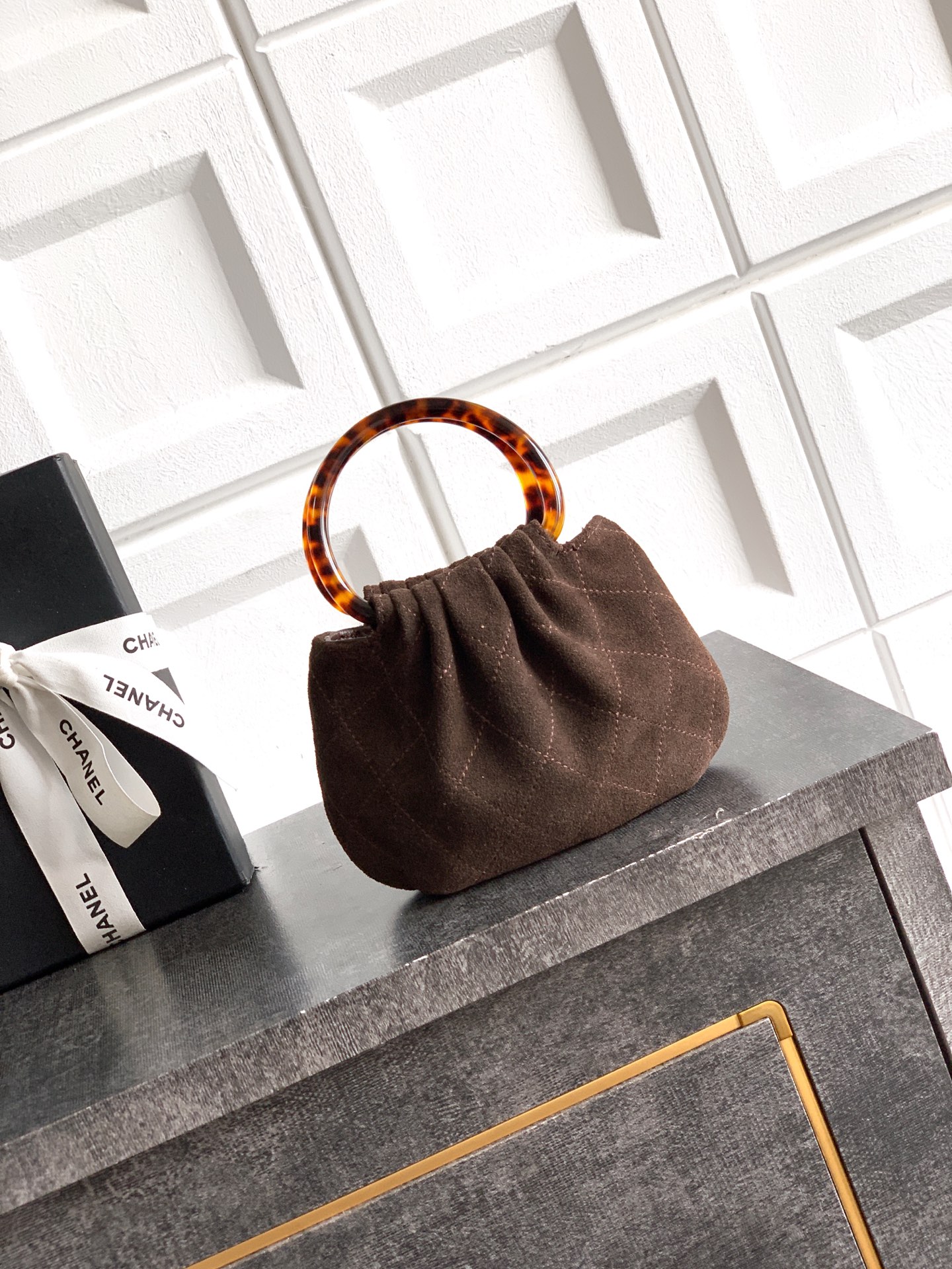 Chanel Basic Bag M-l