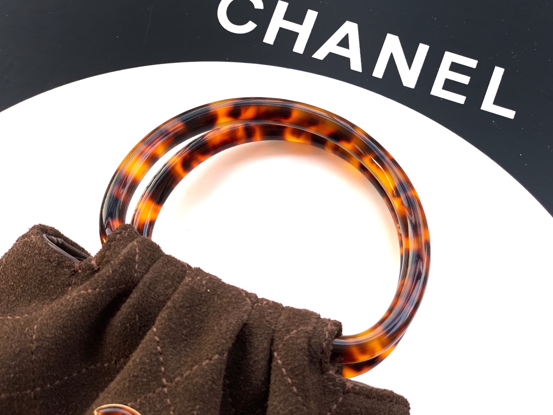 Chanel Basic Bag M-l