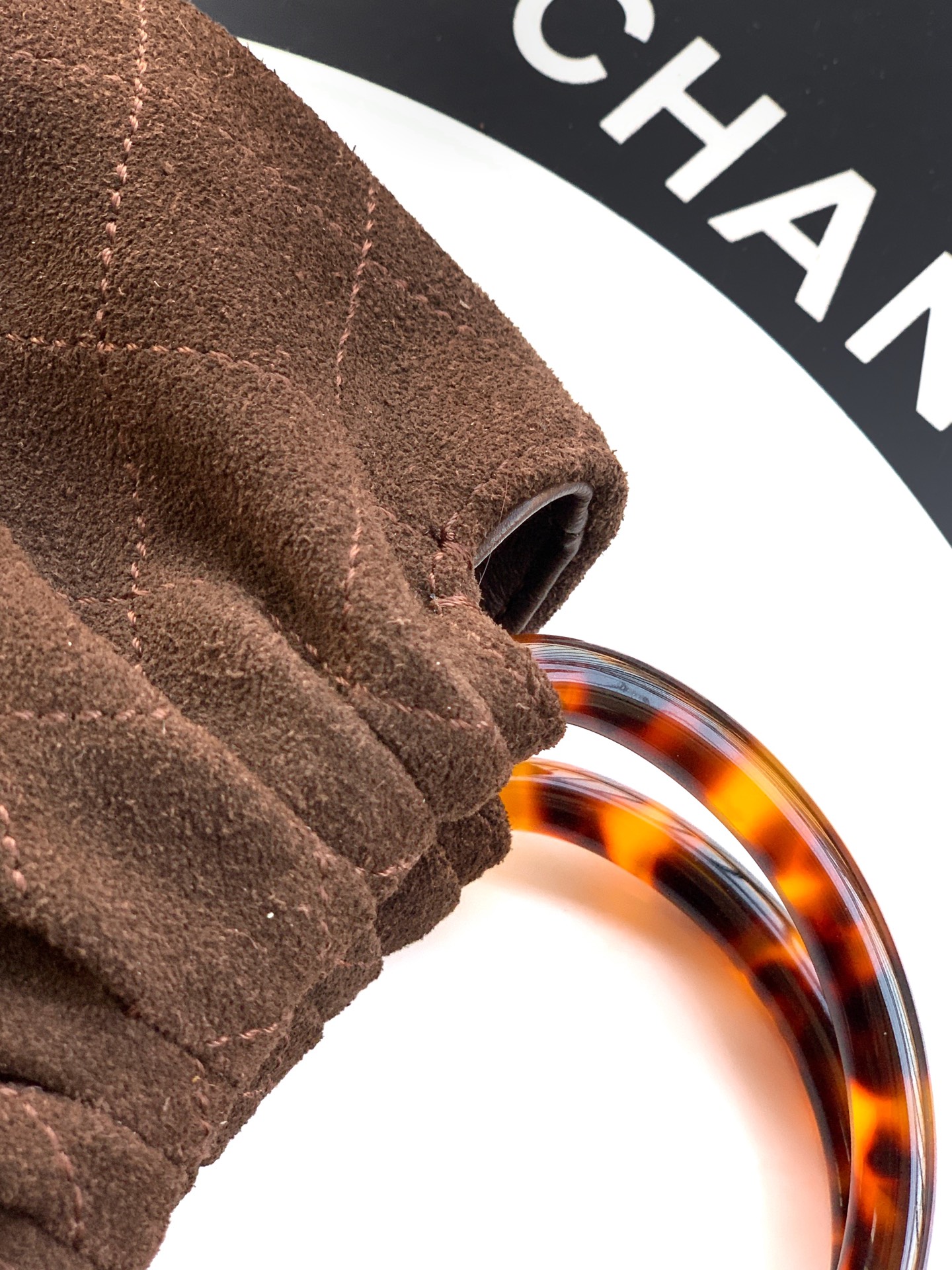 Chanel Basic Bag M-l