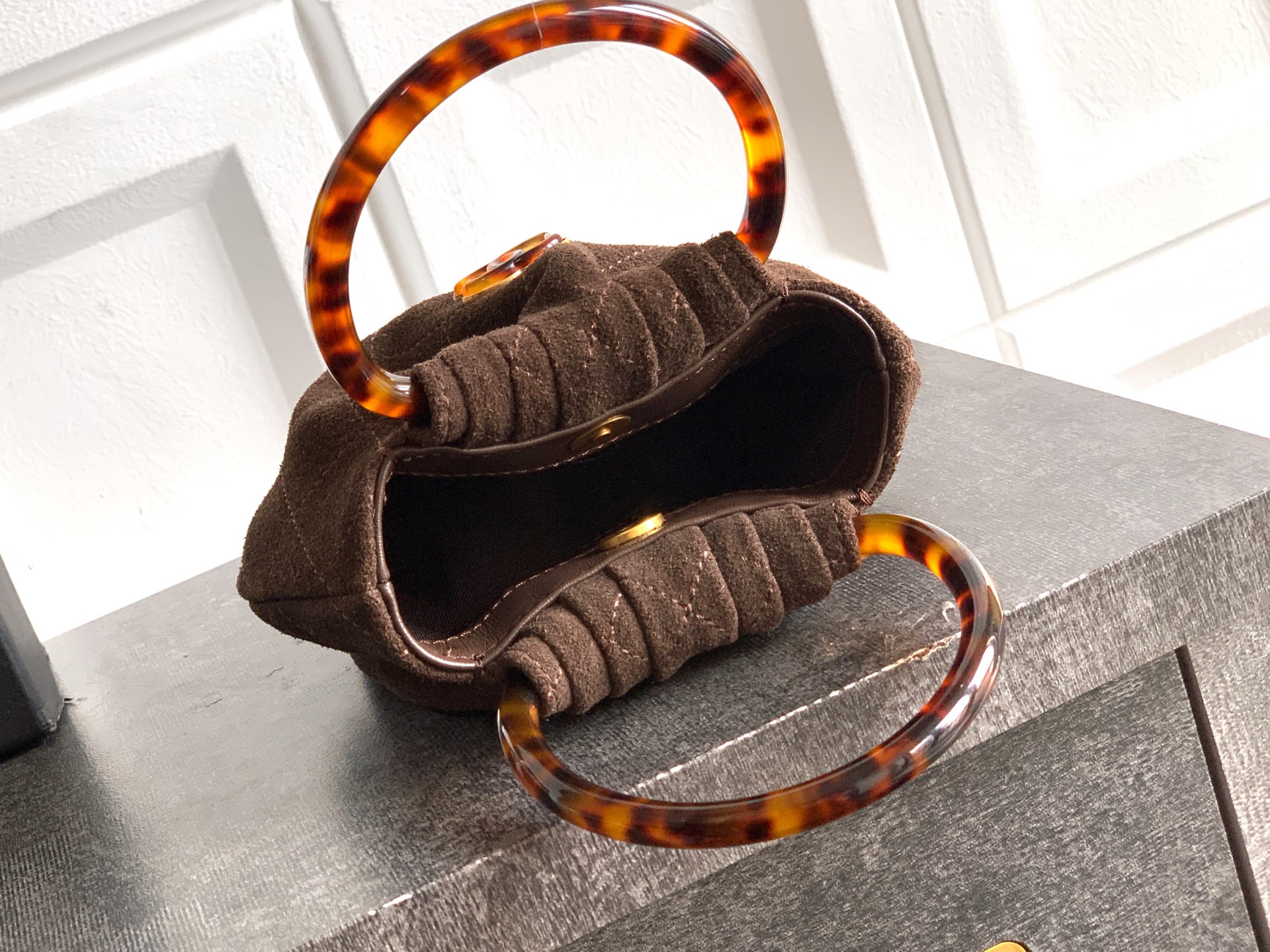 Chanel Basic Bag M-l