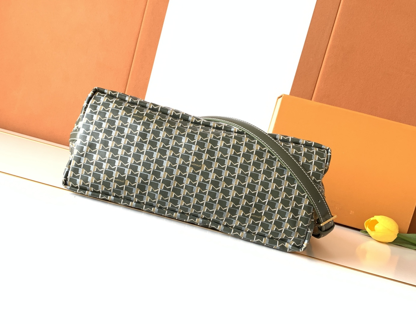 Moynat Basic Bag Large Capacity M-15cm