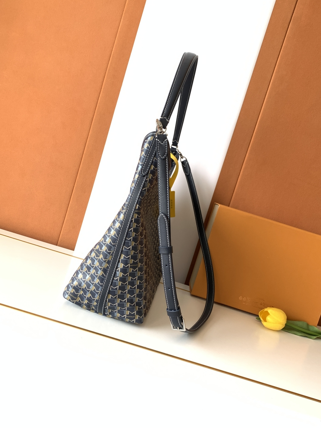 Moynat Basic Bag Large Capacity M-15cm