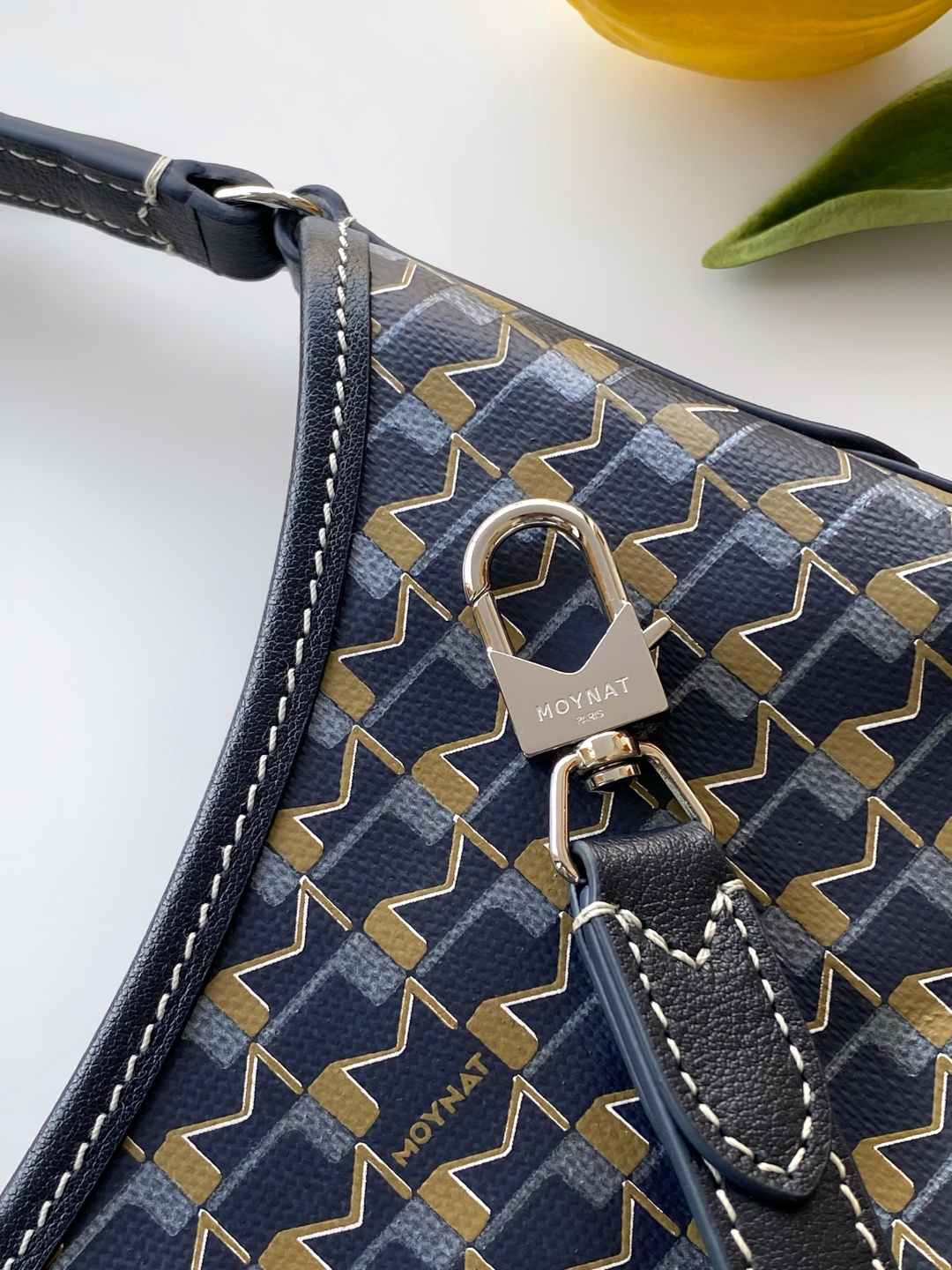 Moynat Basic Bag Large Capacity M-15cm