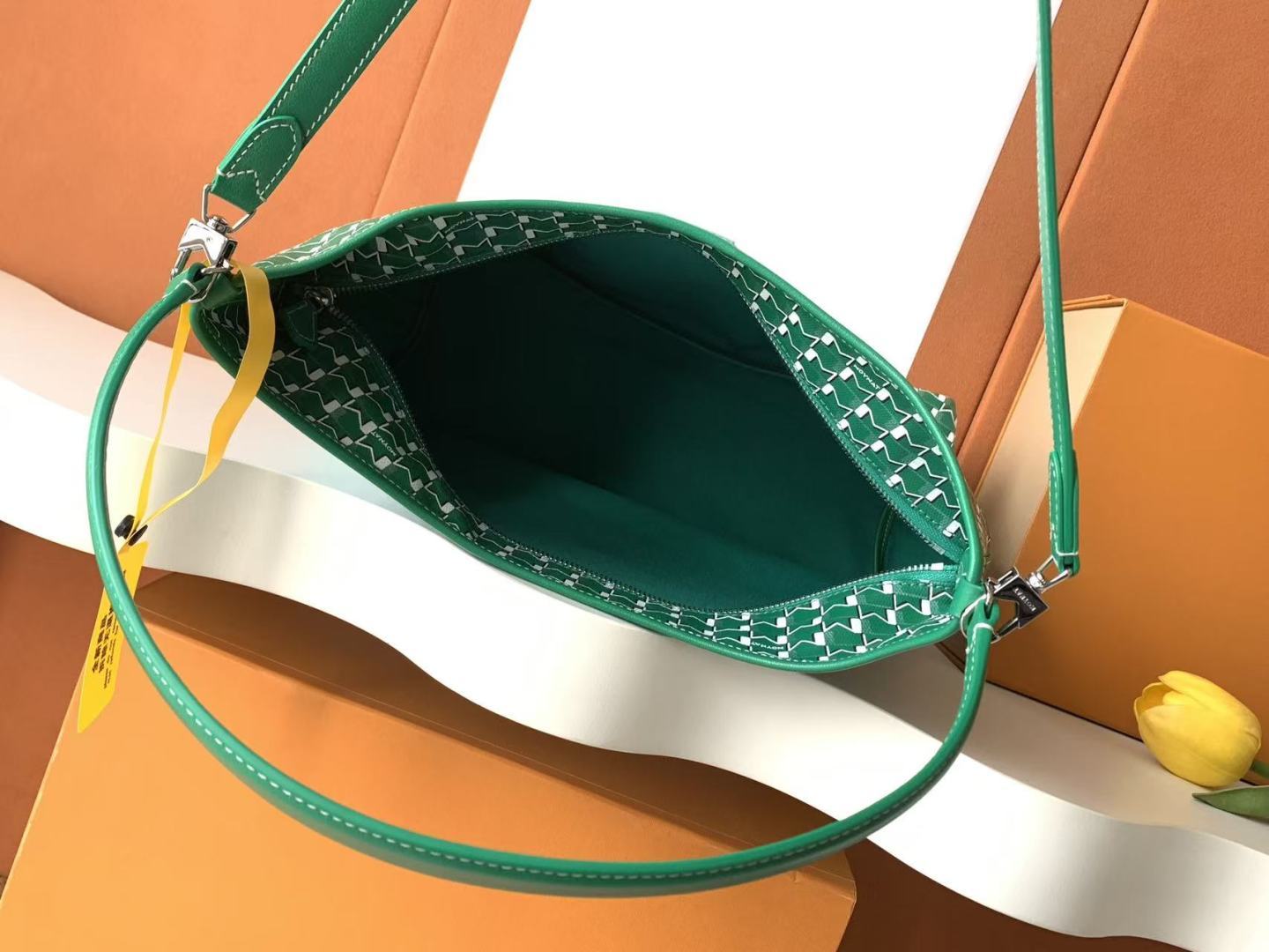 Moynat Basic Bag Large Capacity M-15cm