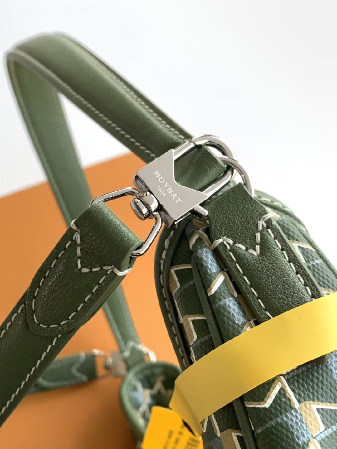 Moynat Basic Bag Cow Leather M-s