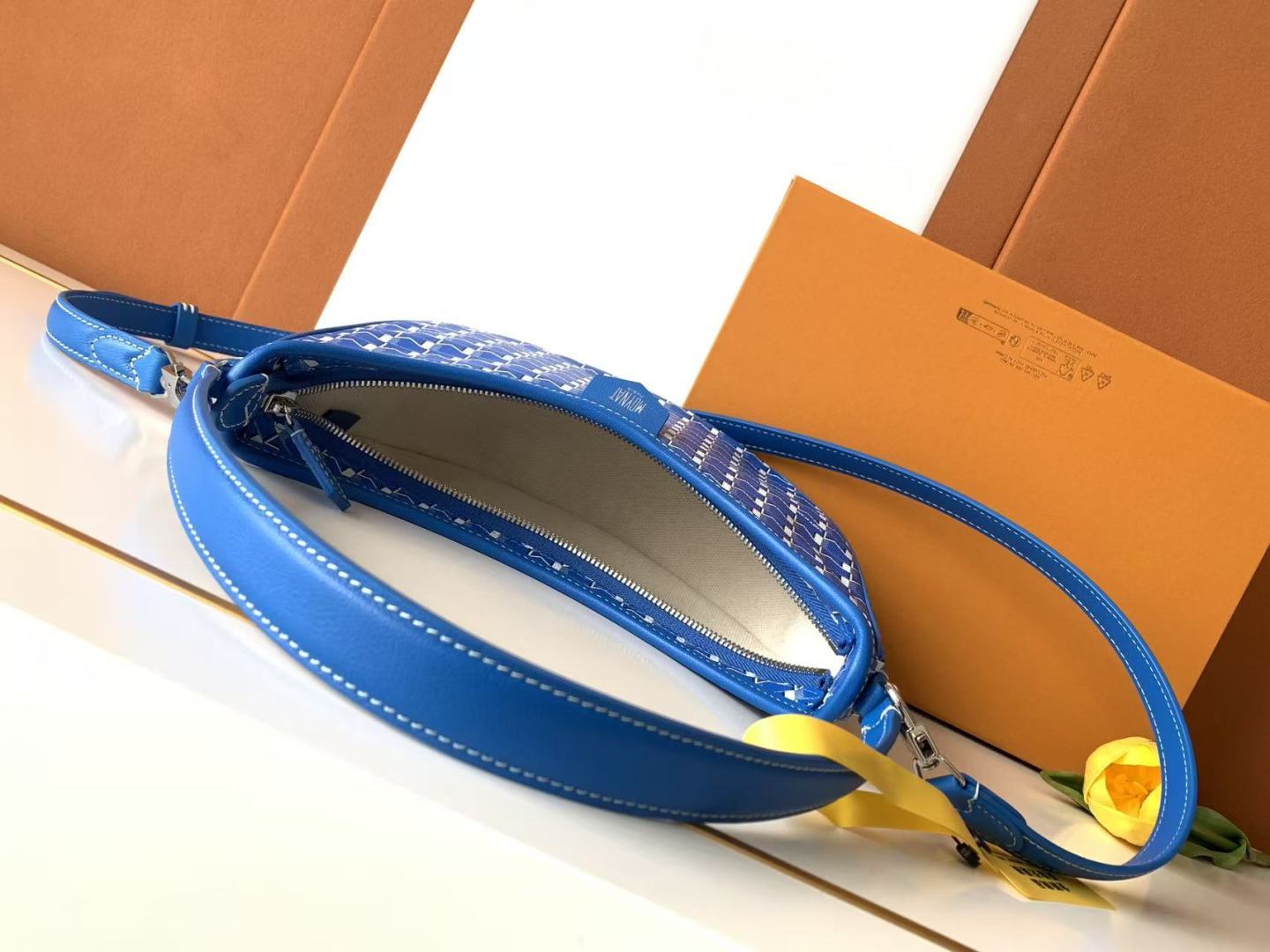 Moynat Basic Bag Cow Leather M-s