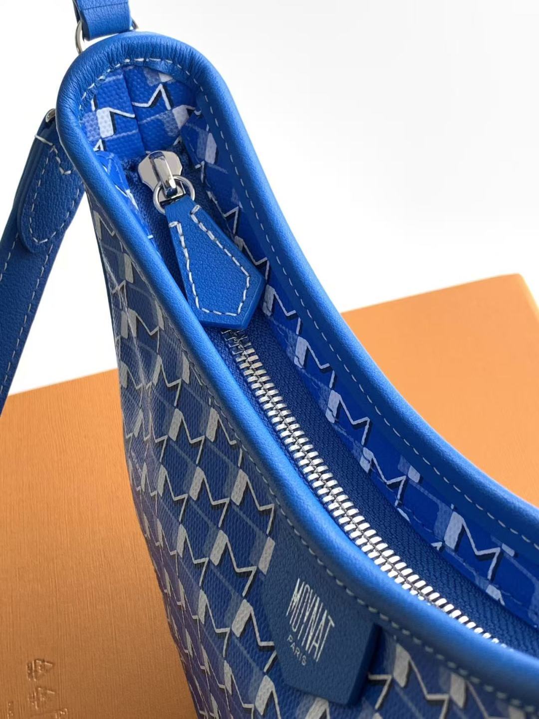 Moynat Basic Bag Cow Leather M-s