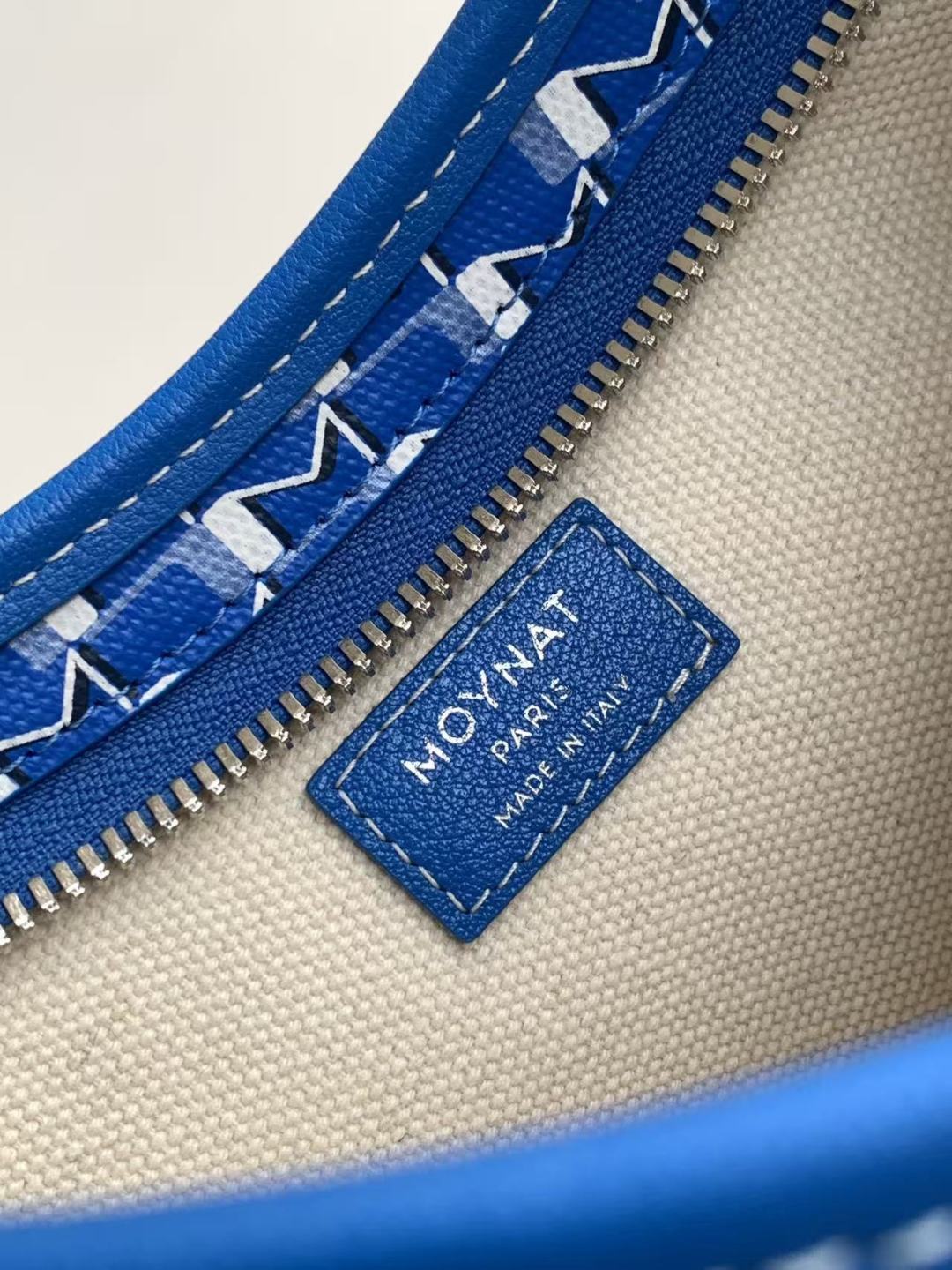 Moynat Basic Bag Cow Leather M-s