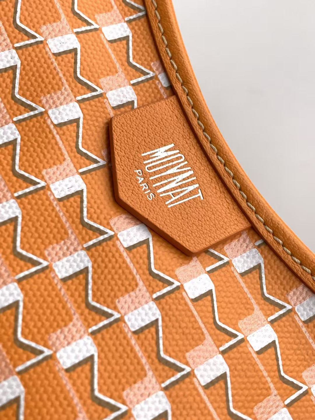 Moynat Basic Bag Cow Leather M-s