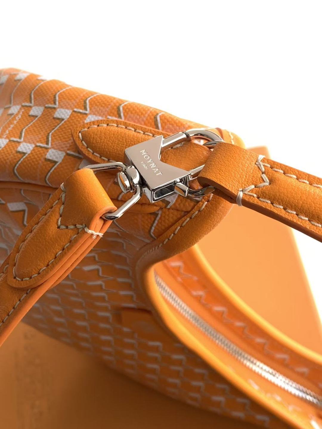 Moynat Basic Bag Cow Leather M-s