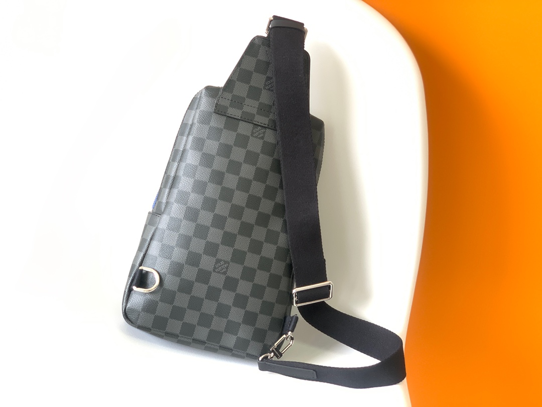 Louis Vuitton Shoulder Bag Canvas M-10cm