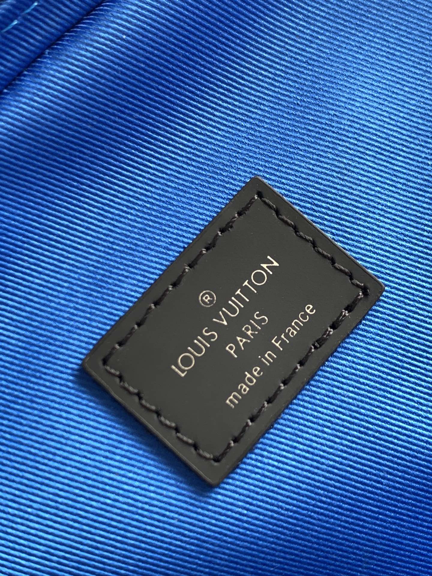 Louis Vuitton Shoulder Bag Canvas M-10cm