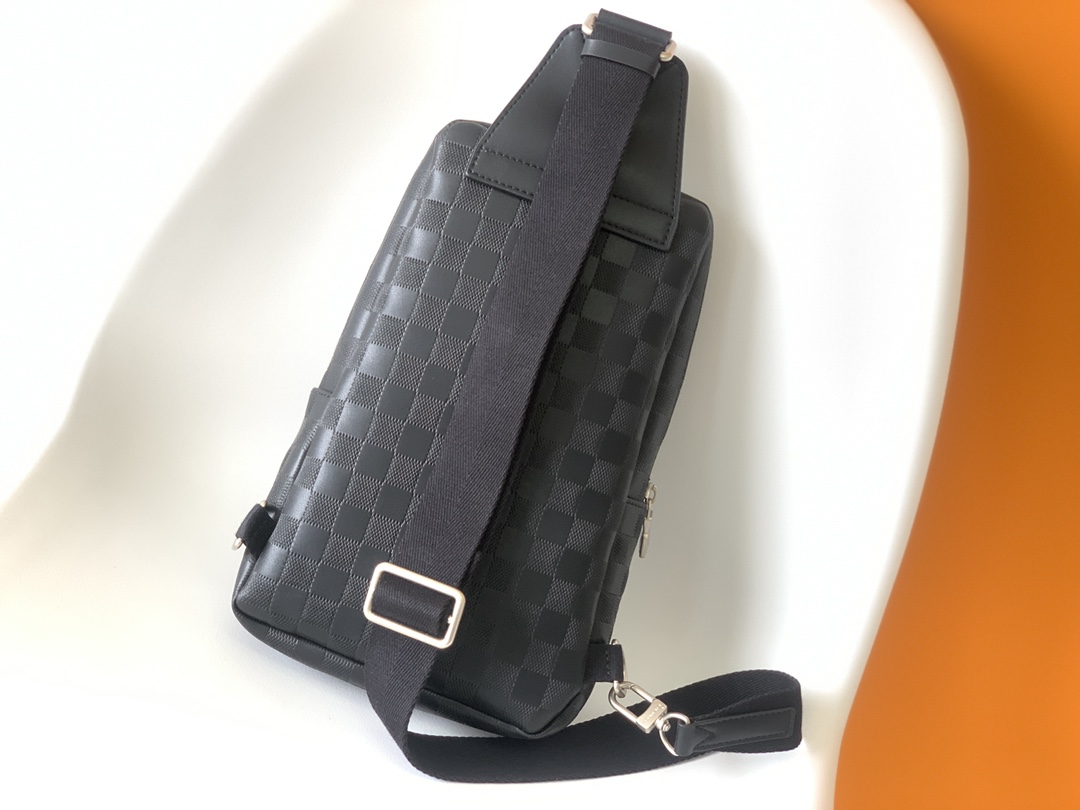 Louis Vuitton Male Shoulder Bag M-10cm