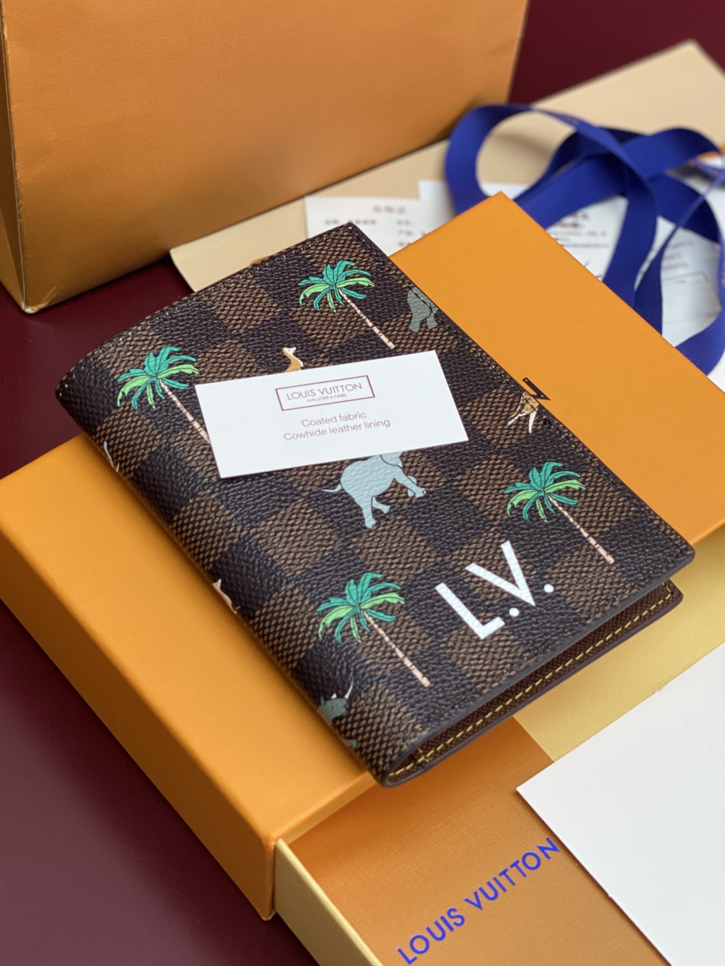 Louis Vuitton Basic Bag Canvas M-l