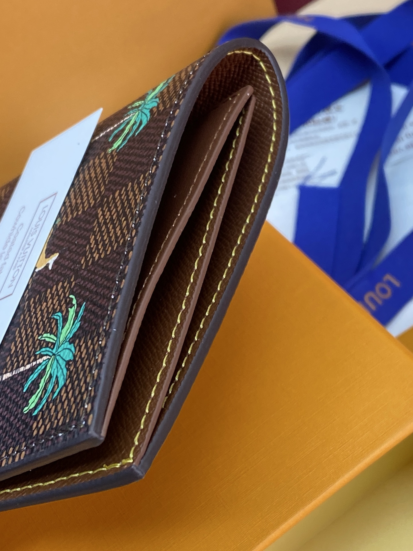 Louis Vuitton Basic Bag Canvas M-l