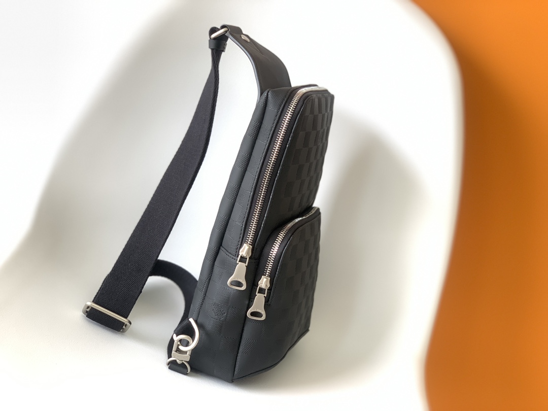 Louis Vuitton Male Shoulder Bag M-10cm