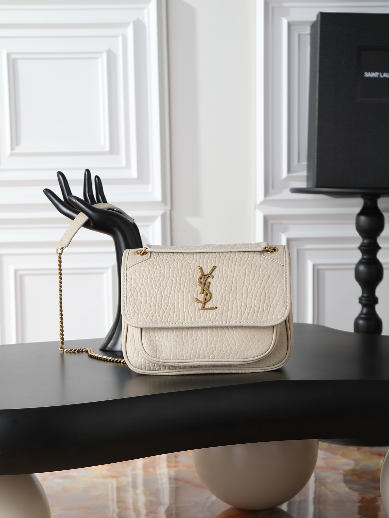 Basic Bag Sheepskin White Large Capacity 12cm-22cm