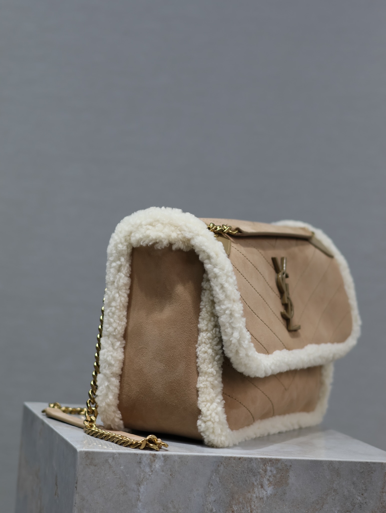 Basic Bag M