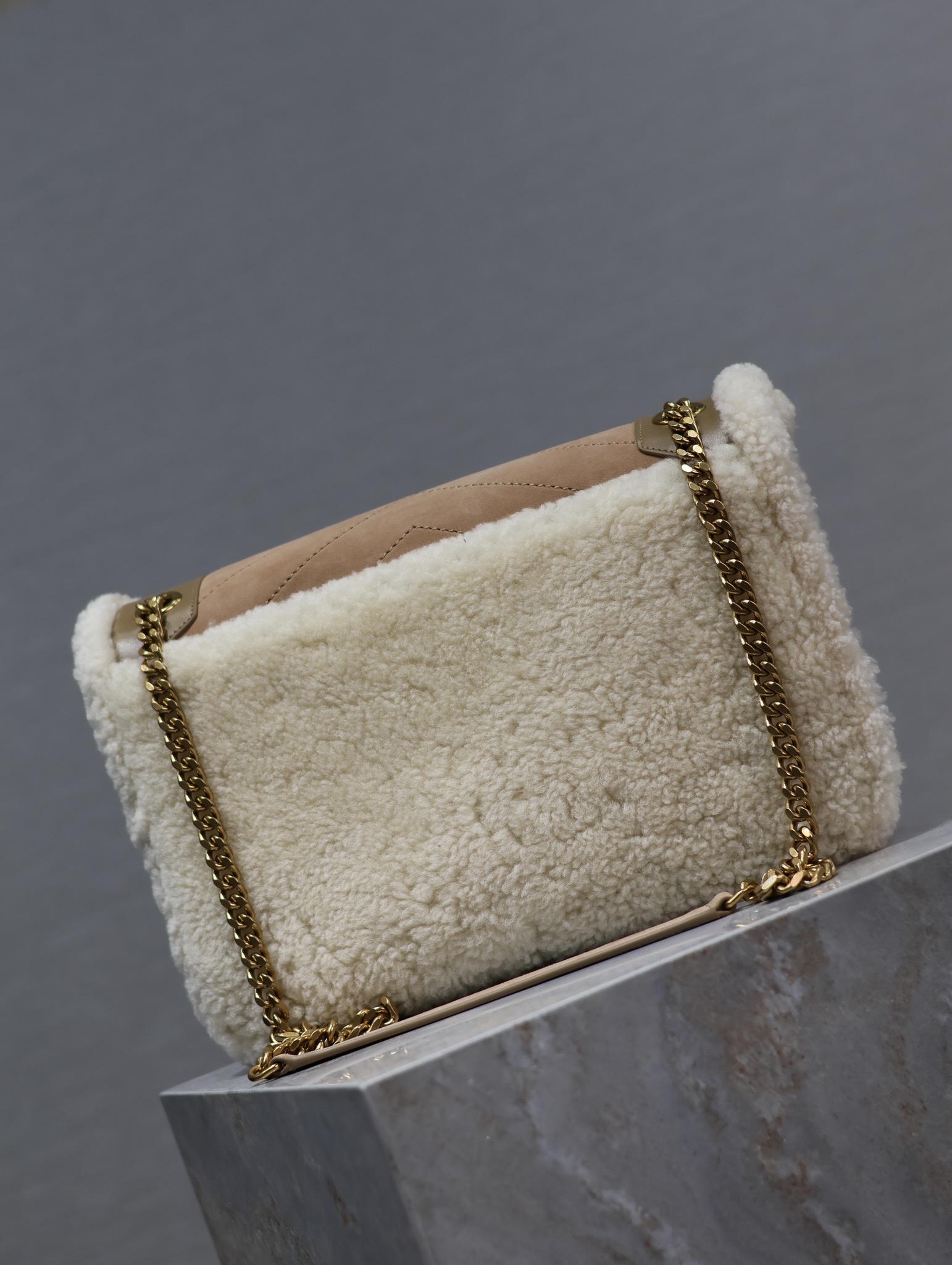 Basic Bag M