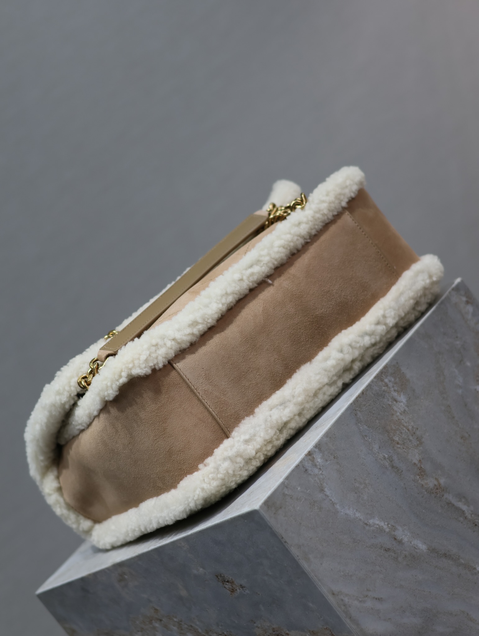 Basic Bag M