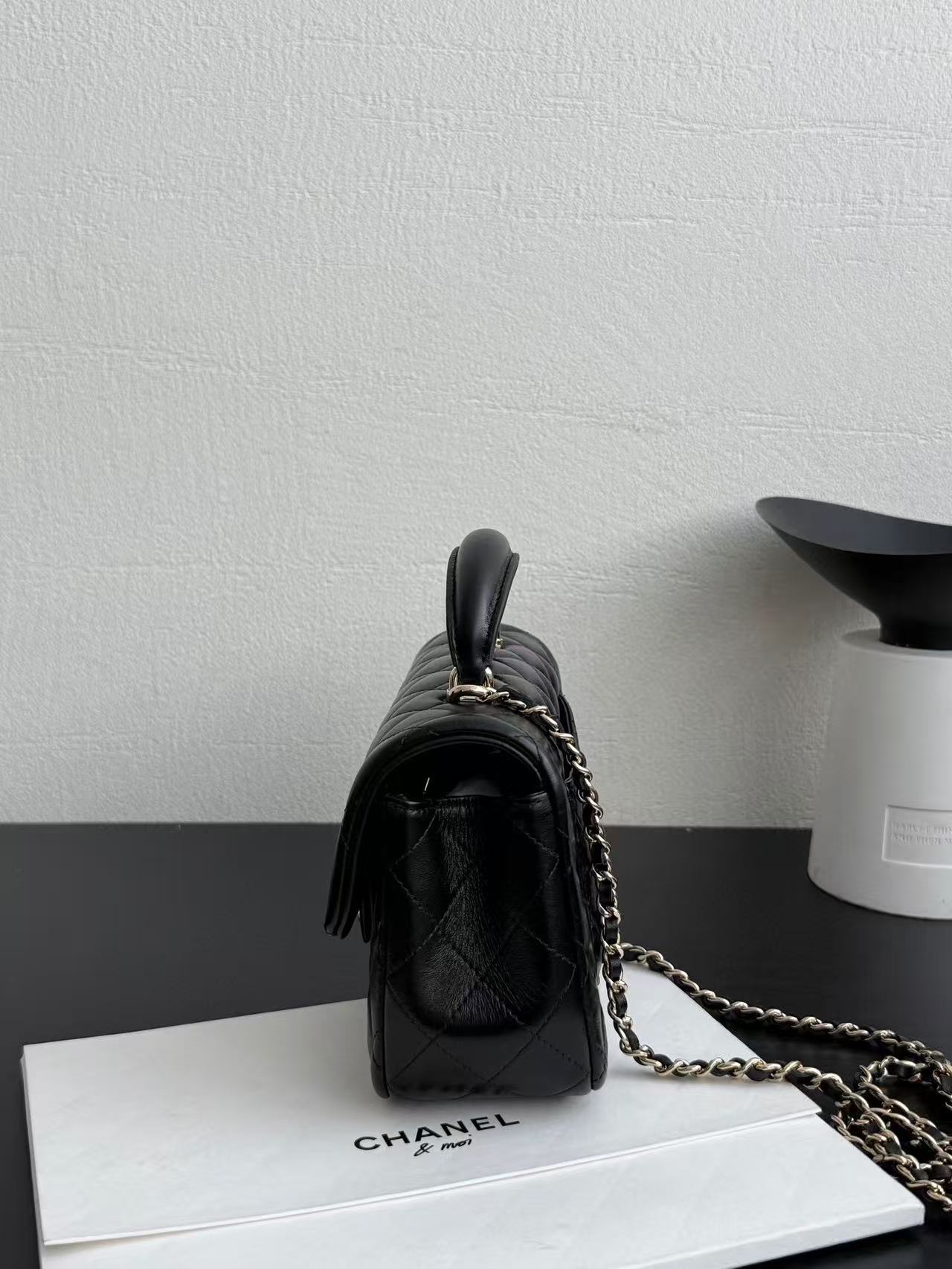 Chanel Basic Bag Black 14cm-m-l