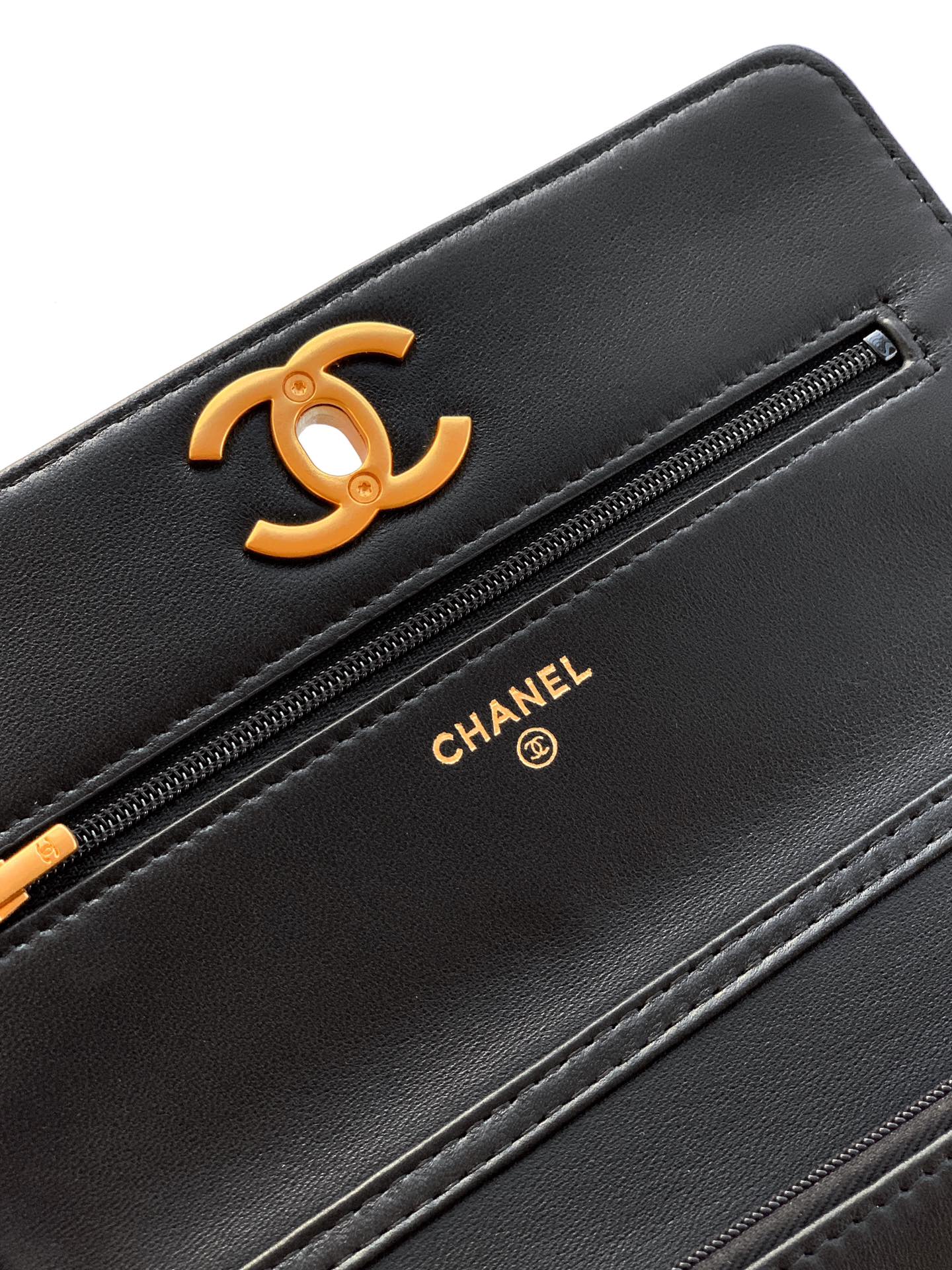 Chanel Basic Bag Black 20cm-l