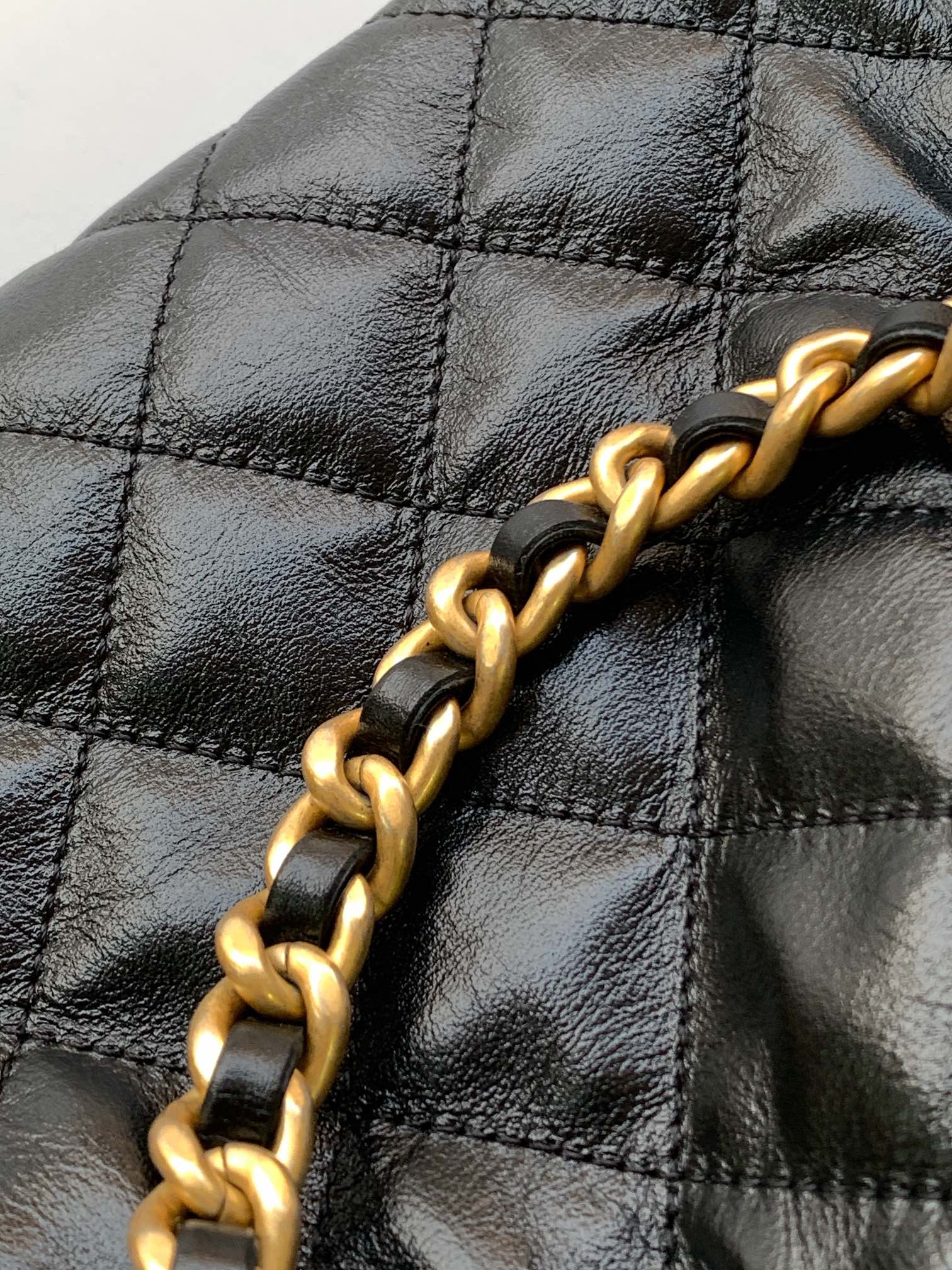Chanel Bucket Bag M-l