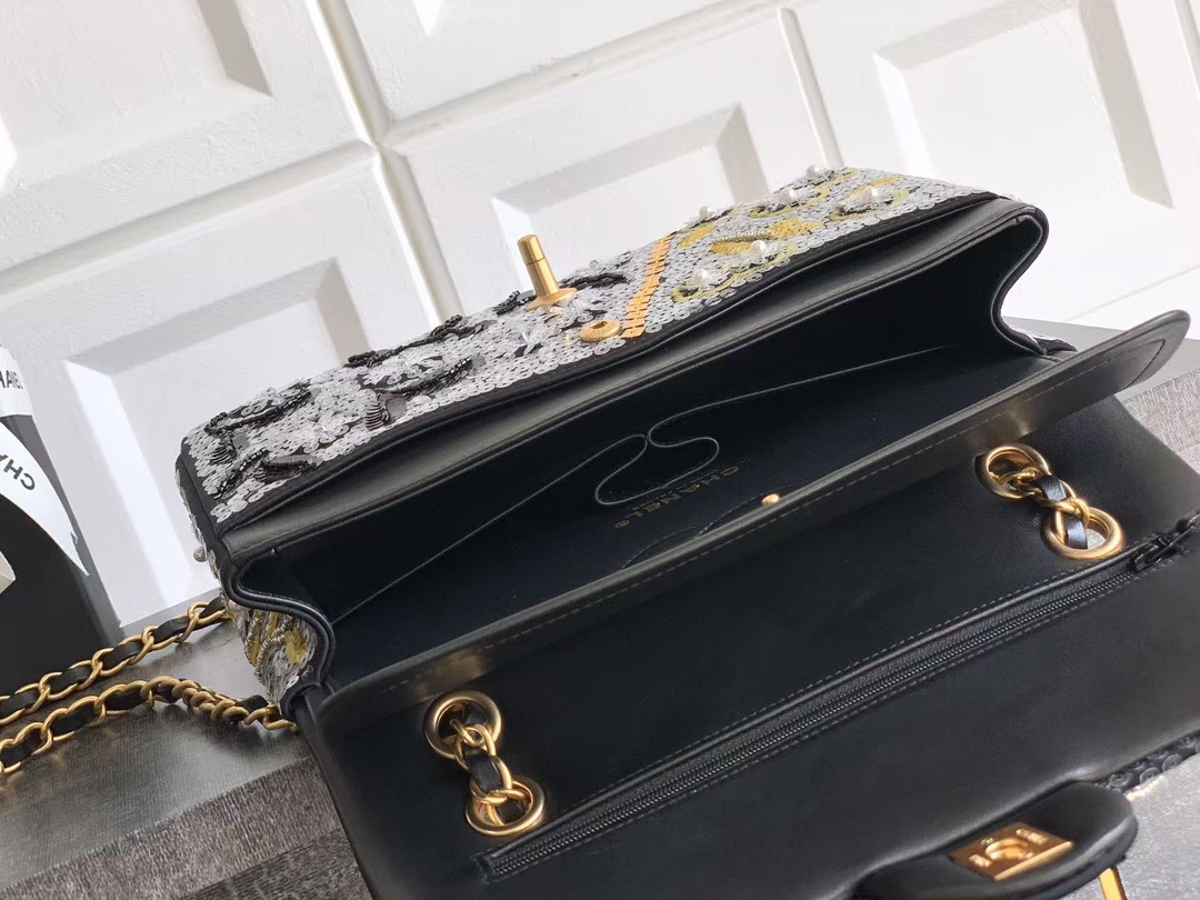 Chanel Clutch Bag 25cm-l