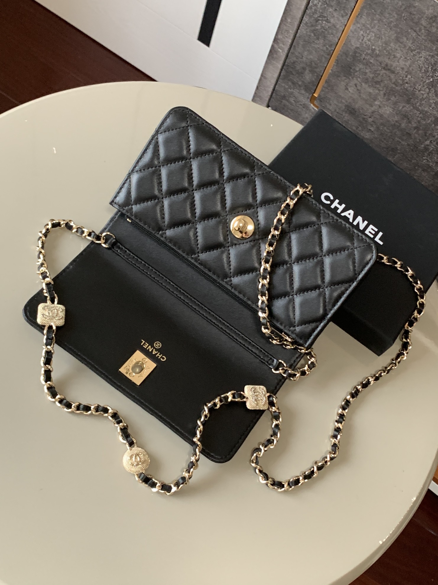Chanel Basic Bag Sheepskin Black L