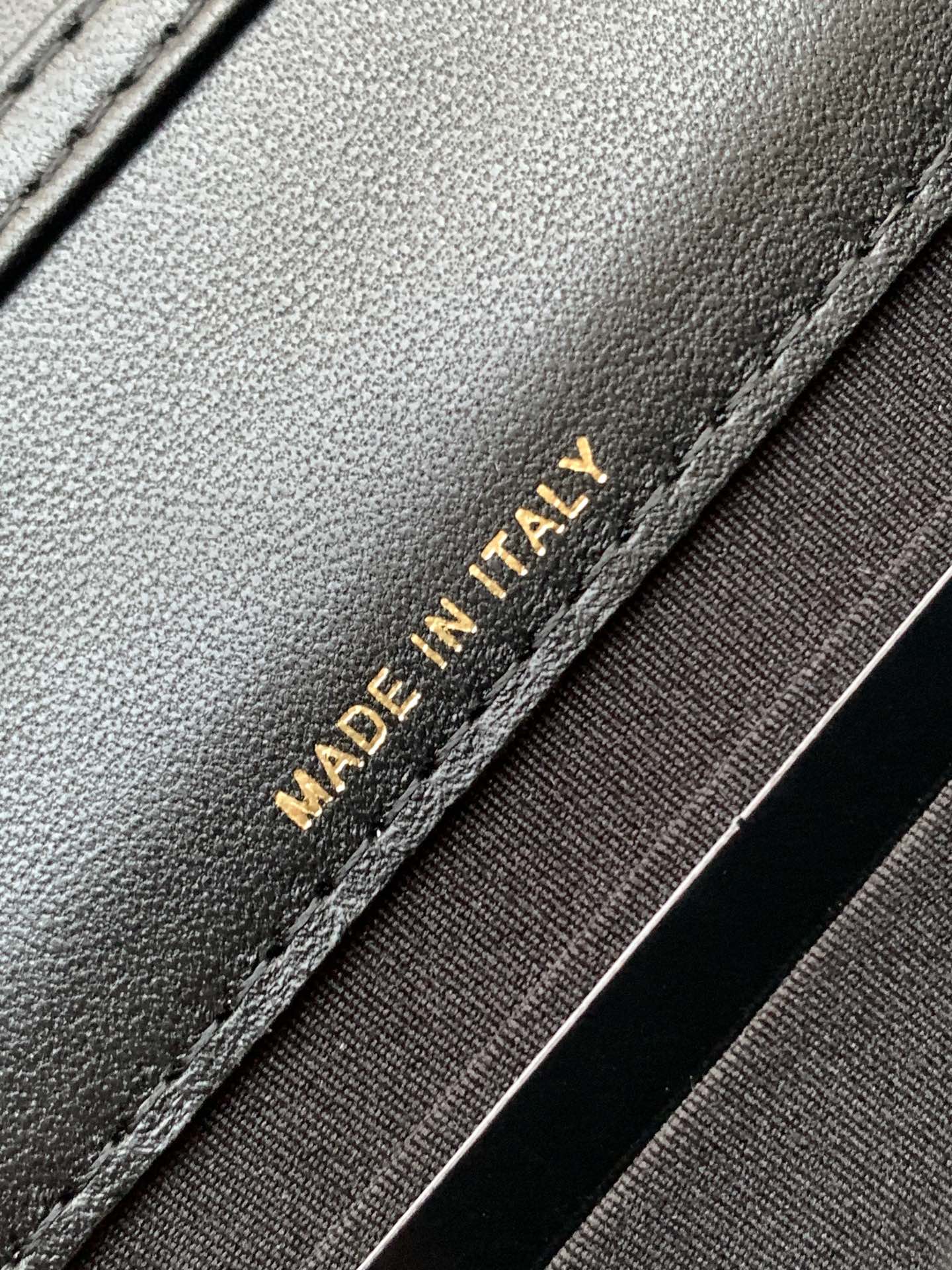 Chanel Basic Bag Sheepskin Black L