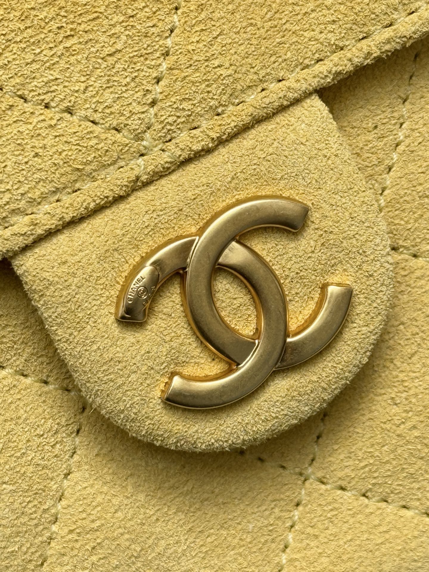 Chanel Bucket Bag Cow Leather 10cm-m-l-s