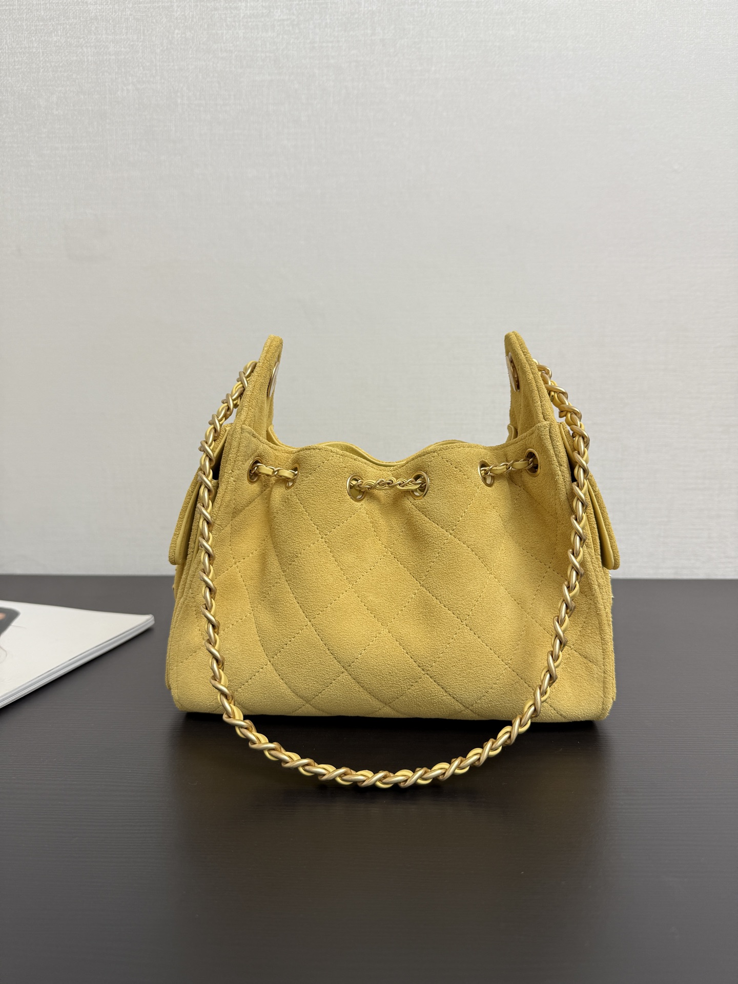 Chanel Bucket Bag Cow Leather 10cm-m-l-s