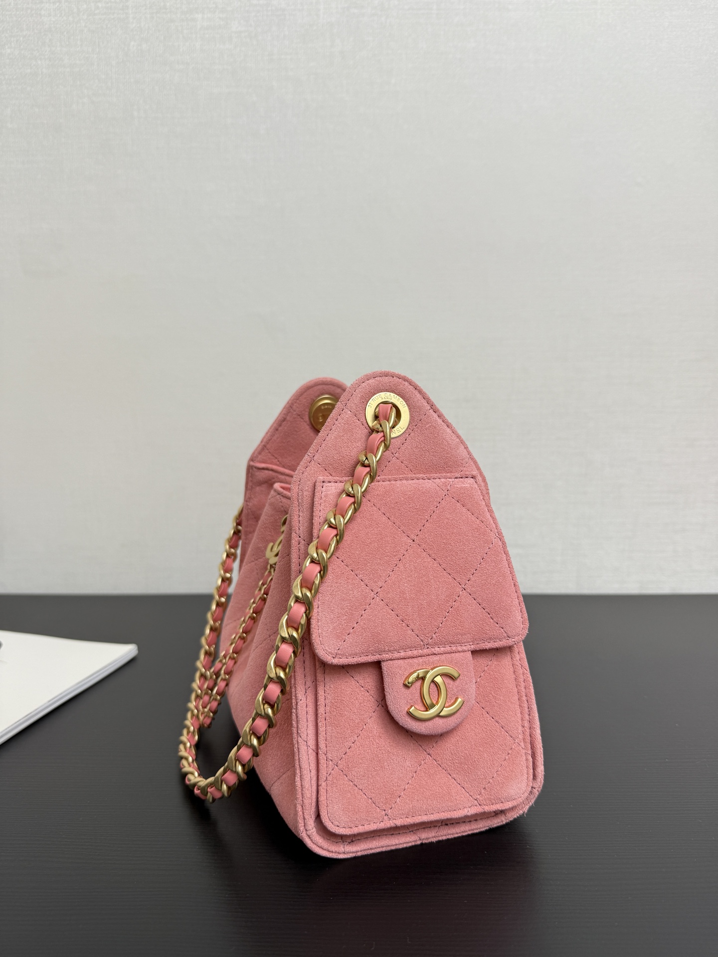 Chanel Bucket Bag Cow Leather 10cm-m-l-s