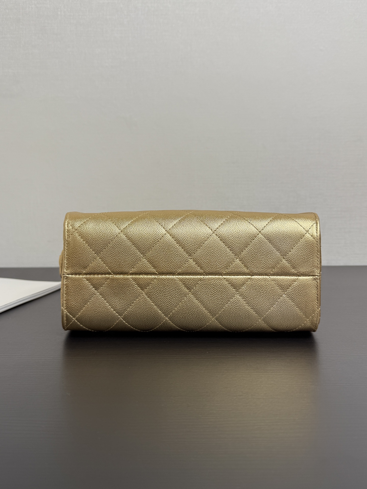 Chanel Bucket Bag Cow Leather 10cm-m-l-s