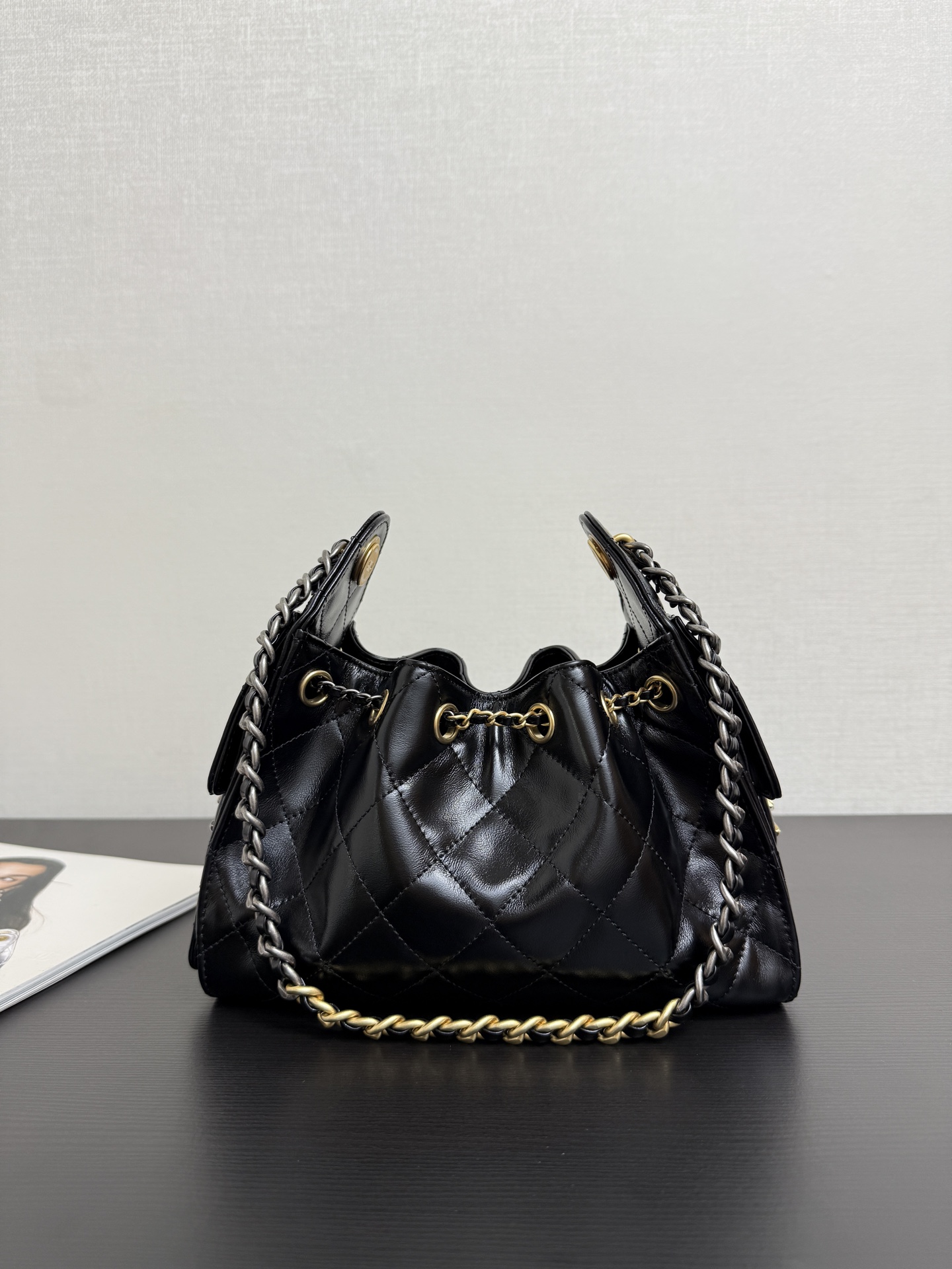 Chanel Bucket Bag Cow Leather 10cm-m-l-s