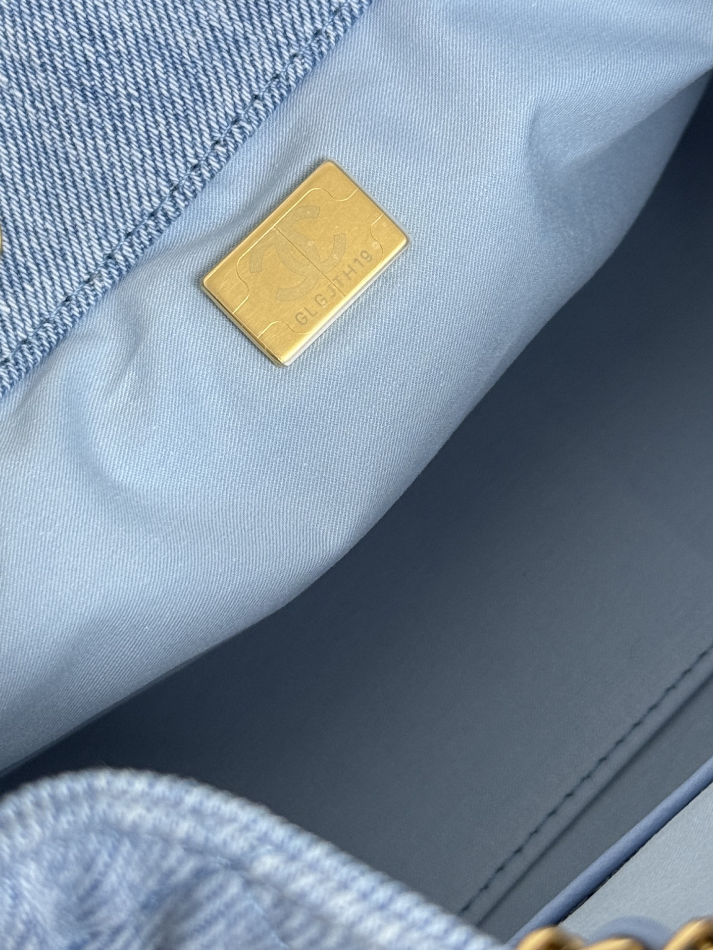 Chanel Basic Bag 10cm-m-l-s