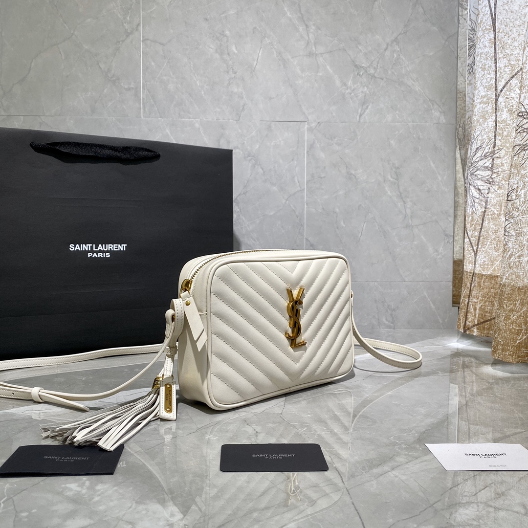 Basic Bag Cow Leather White M-l
