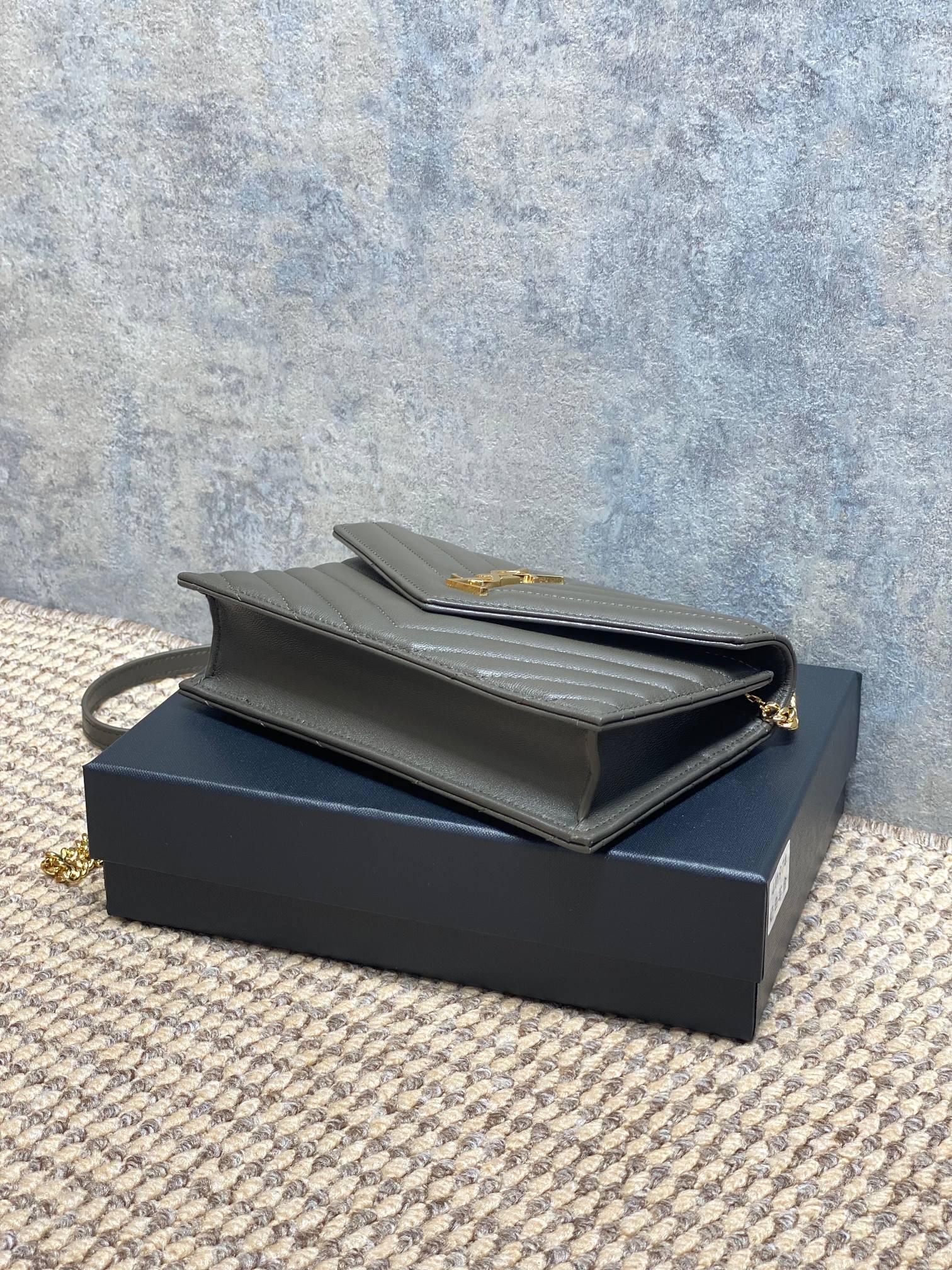 Ysl Clutch Bag Sheepskin L-s