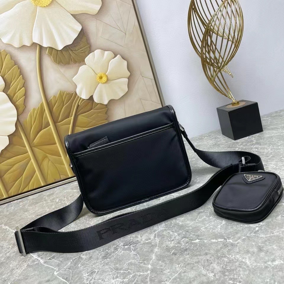 Prada Crossbody Bag Black S