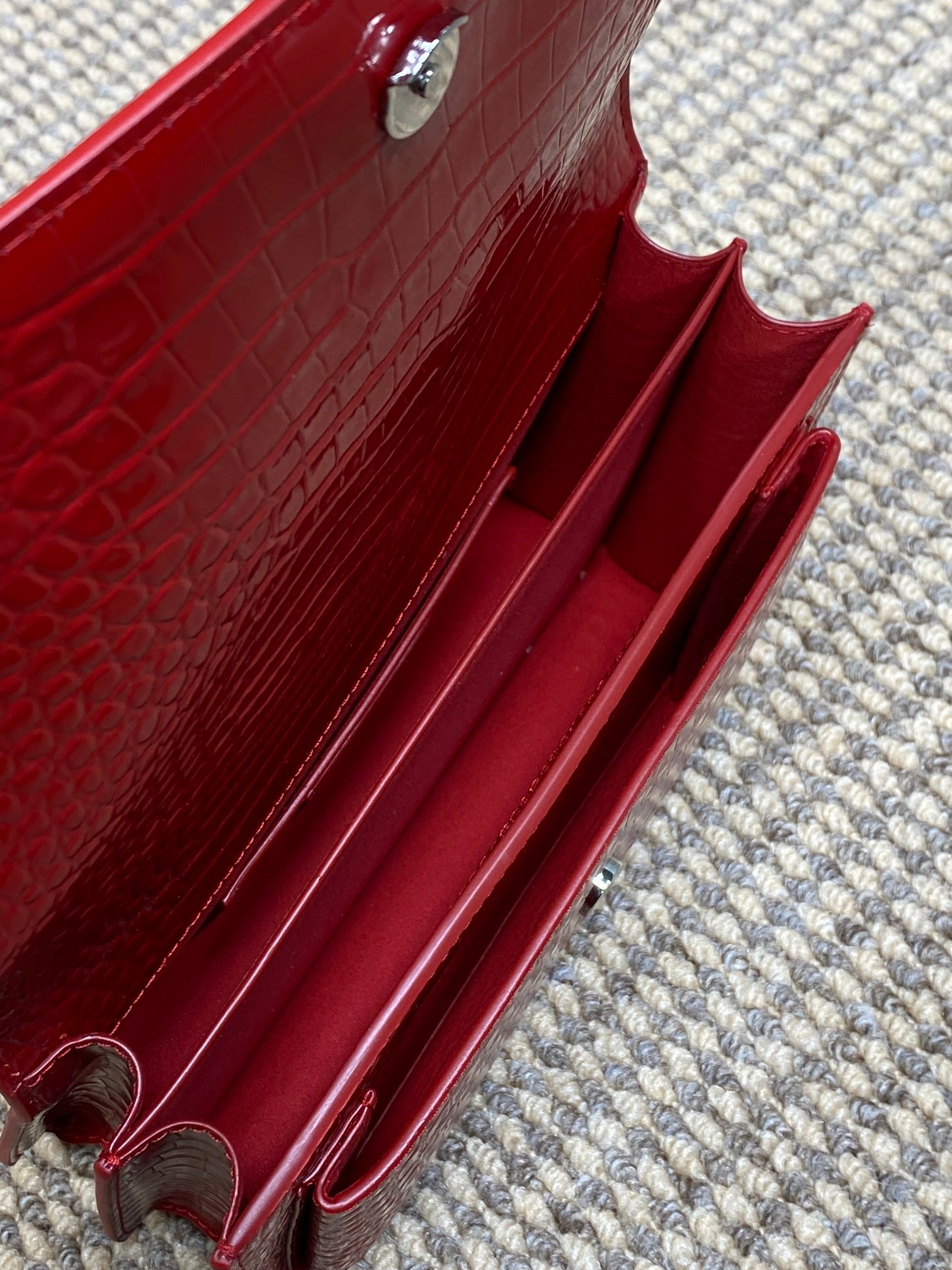 Ysl Basic Bag Cow Leather Silver L-s