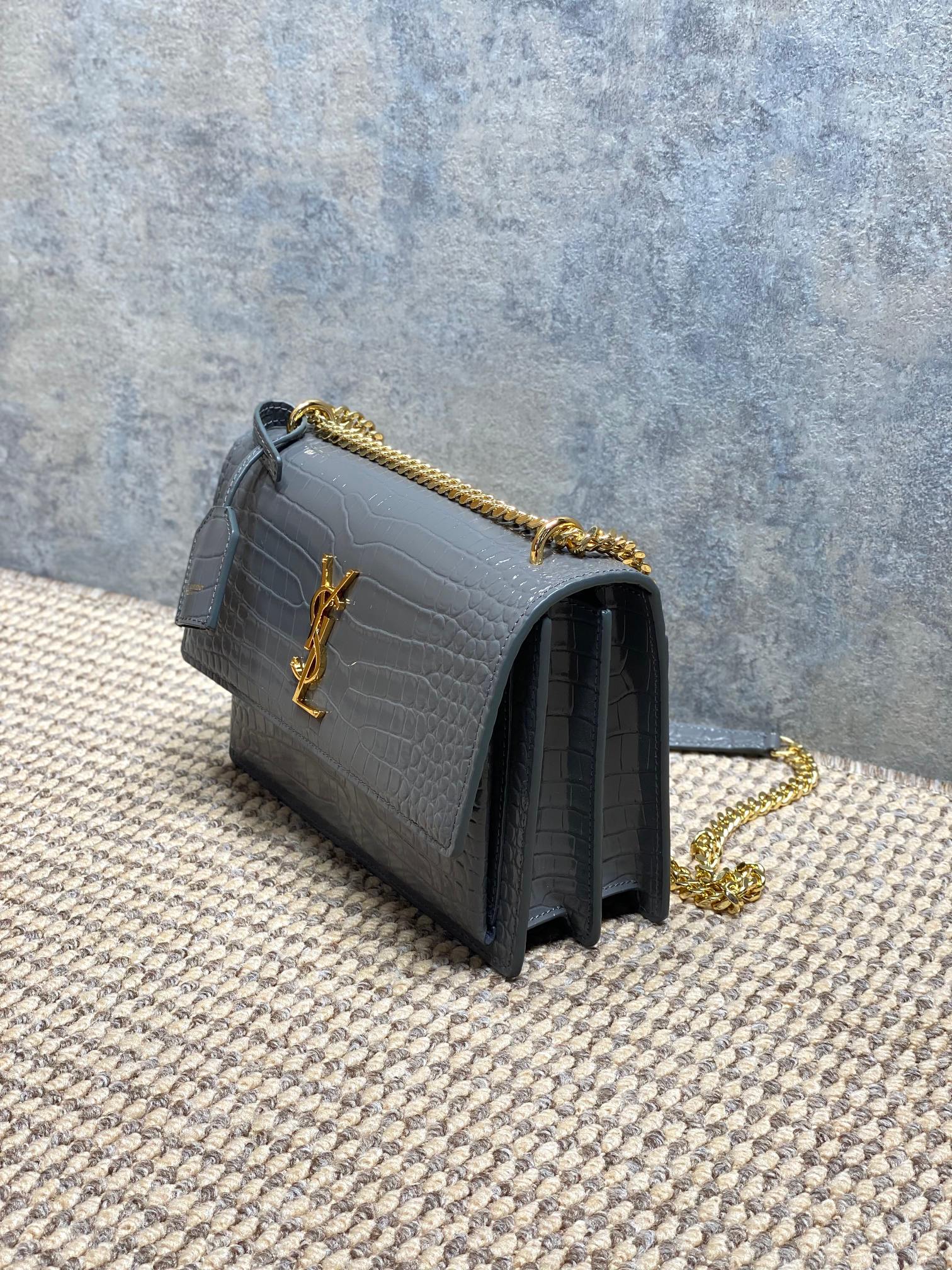 Ysl Basic Bag Cow Leather Silver L-s