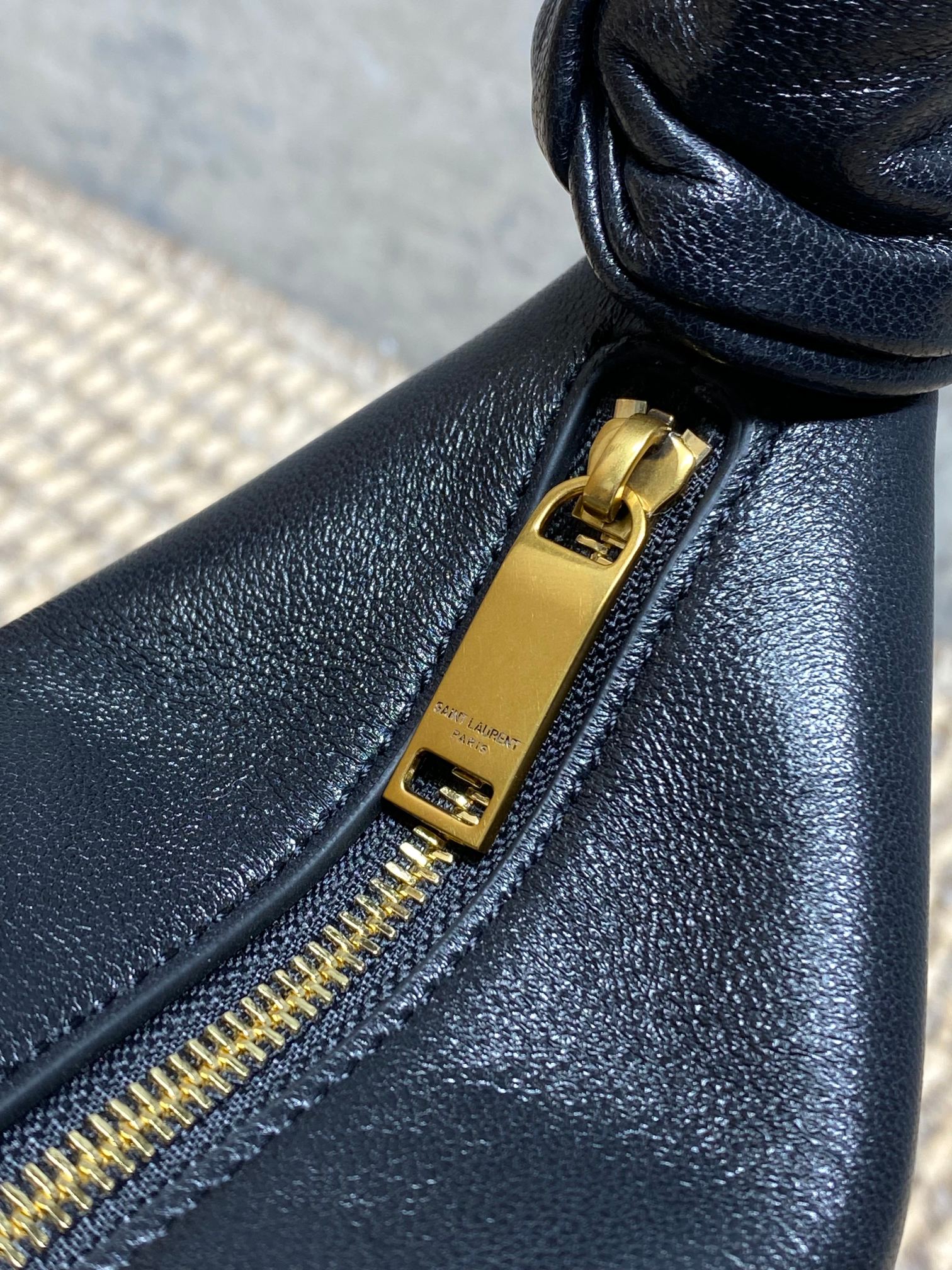 Ysl Basic Bag Sheepskin Black 10cm-m-l-s