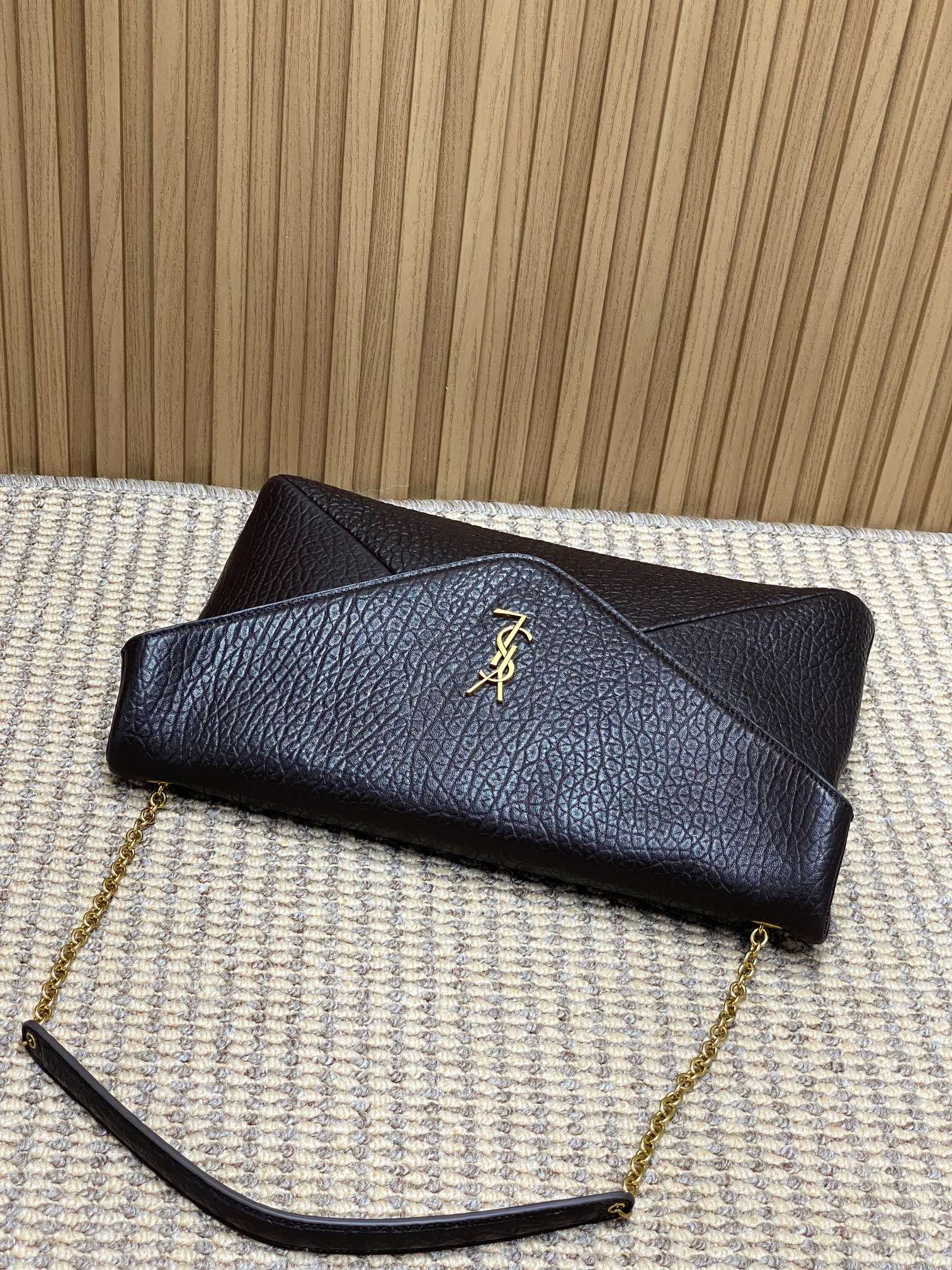 Ysl Basic Bag Sheepskin Gold M-l-s