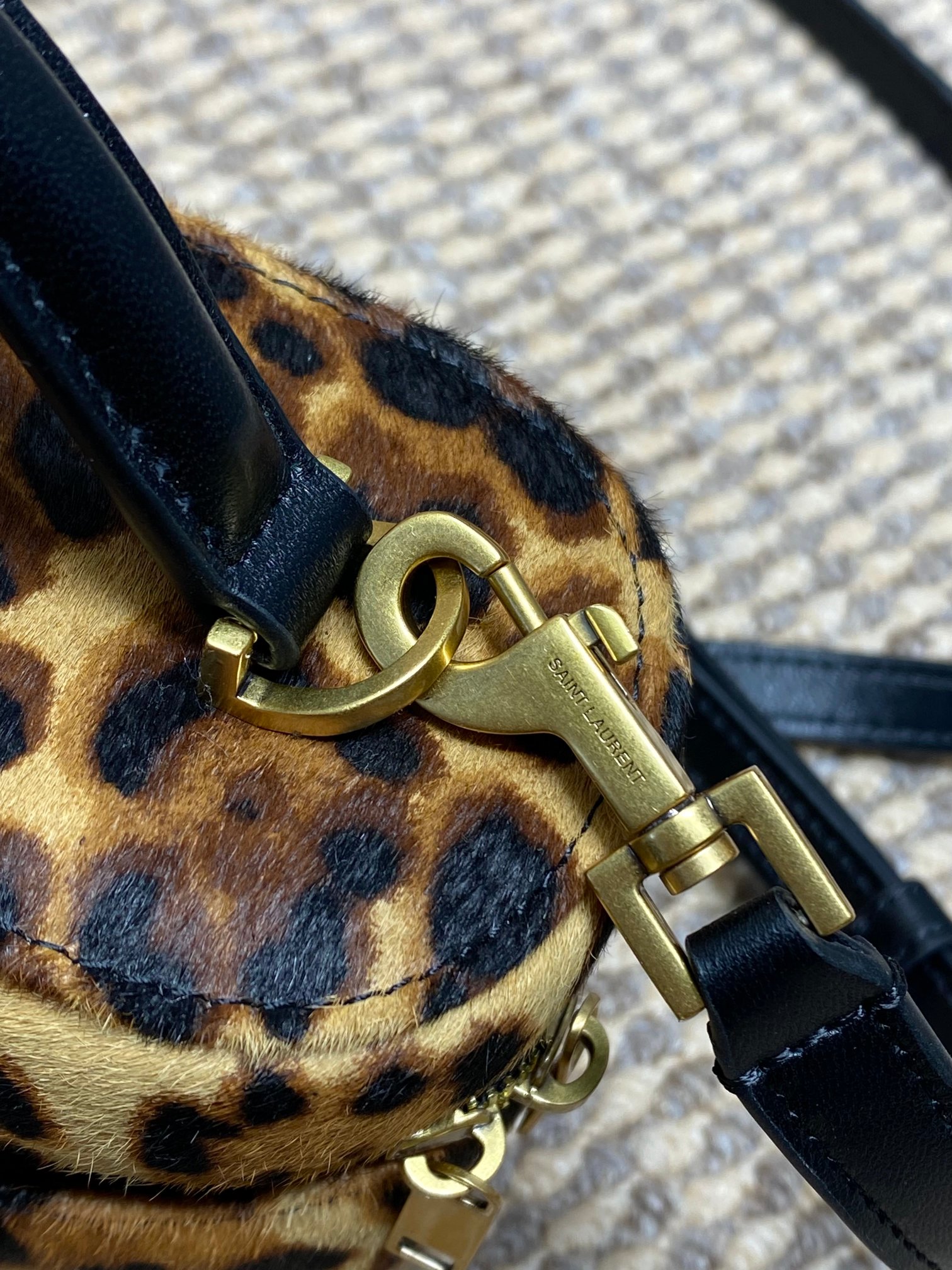 Ysl Basic Bag Gold M-l-s