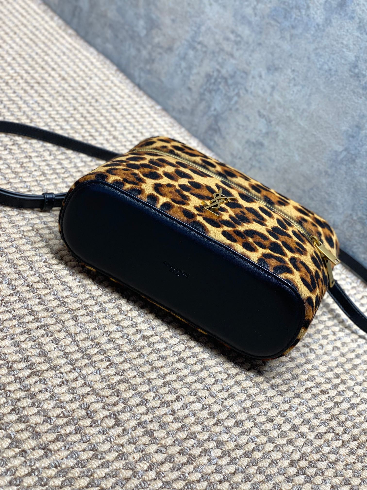 Ysl Basic Bag Gold M-l-s