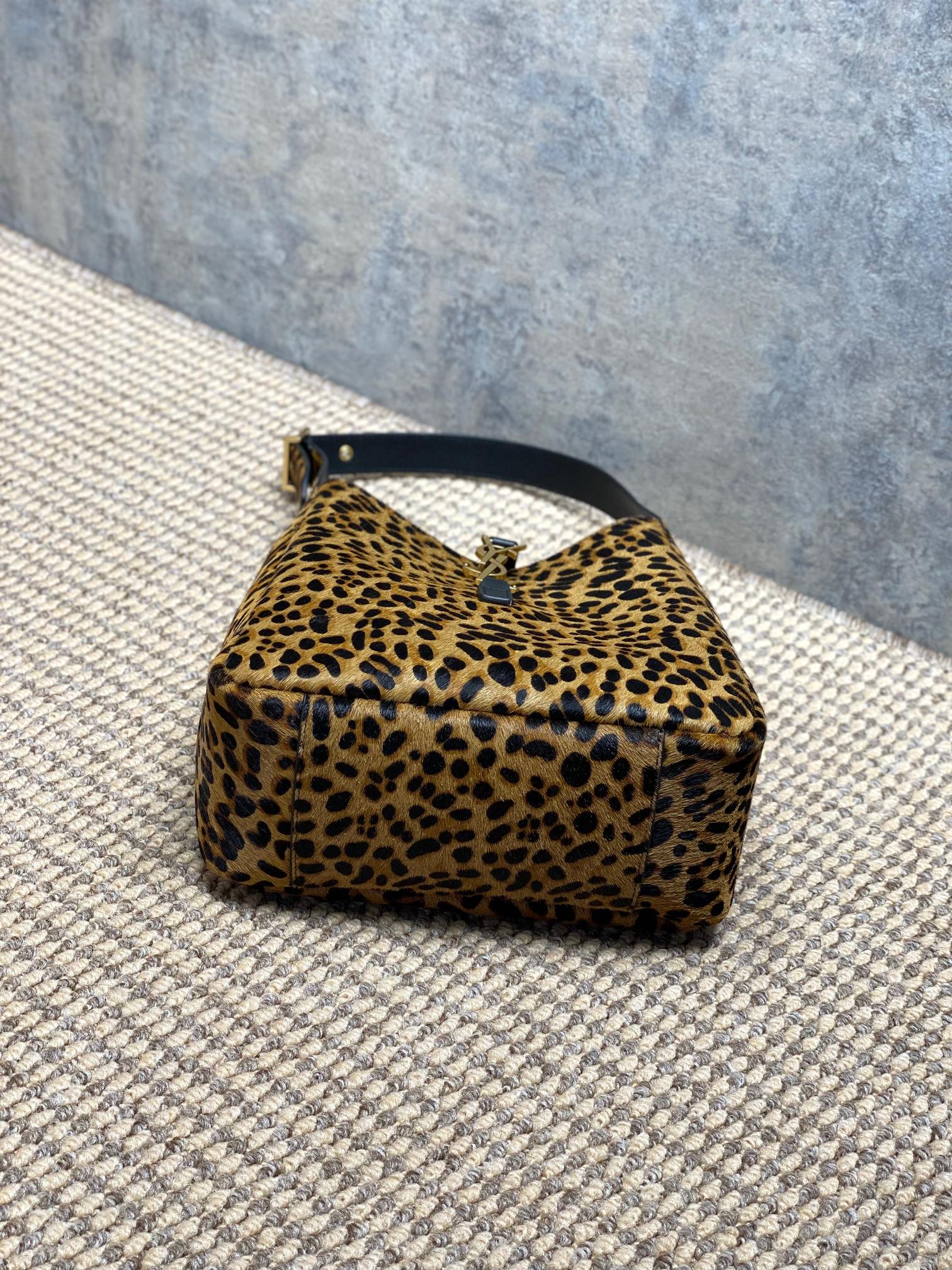 Ysl Basic Bag Sheepskin 10cm-m-l-s