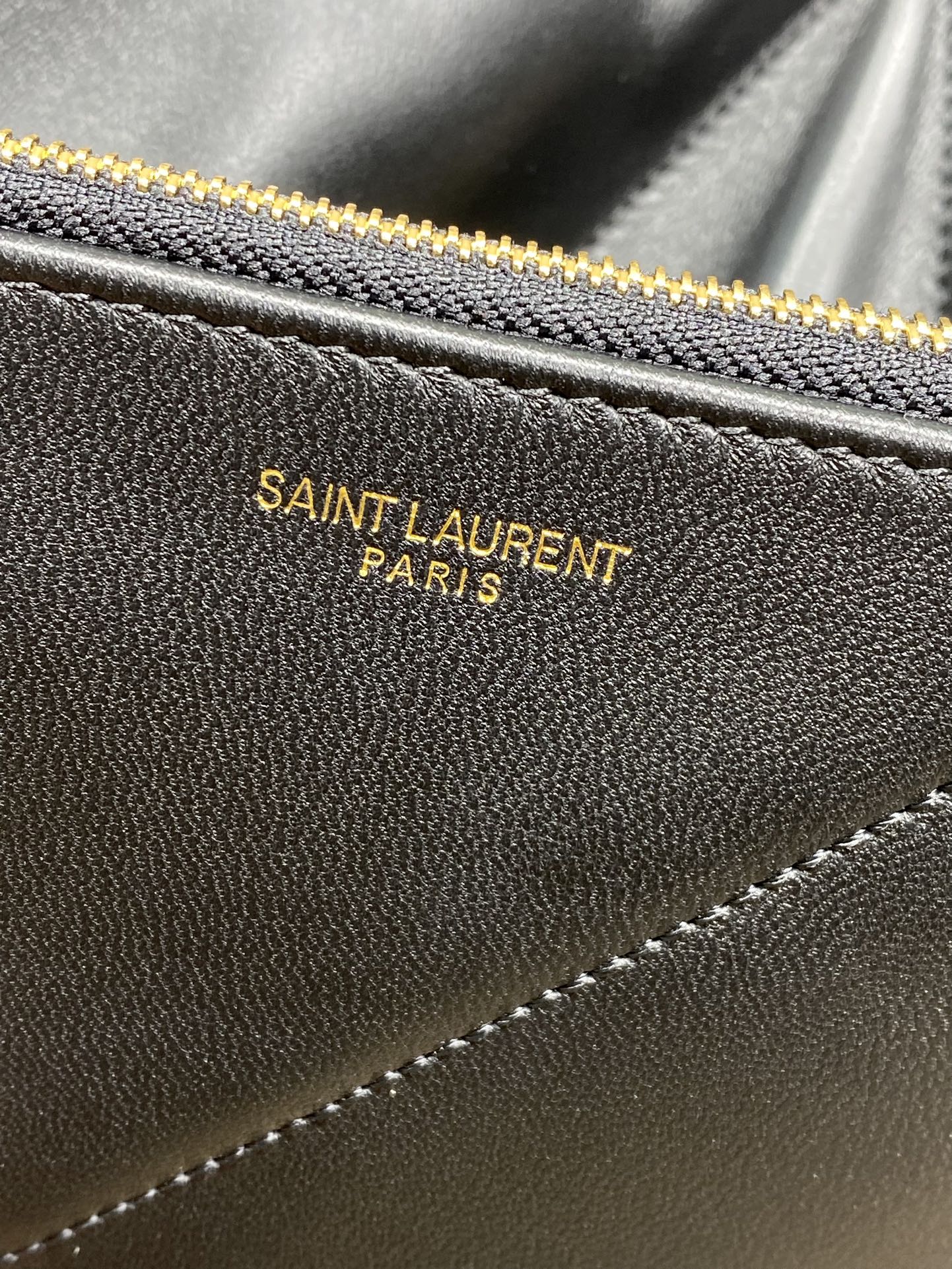 Ysl Basic Bag Sheepskin M-l-s
