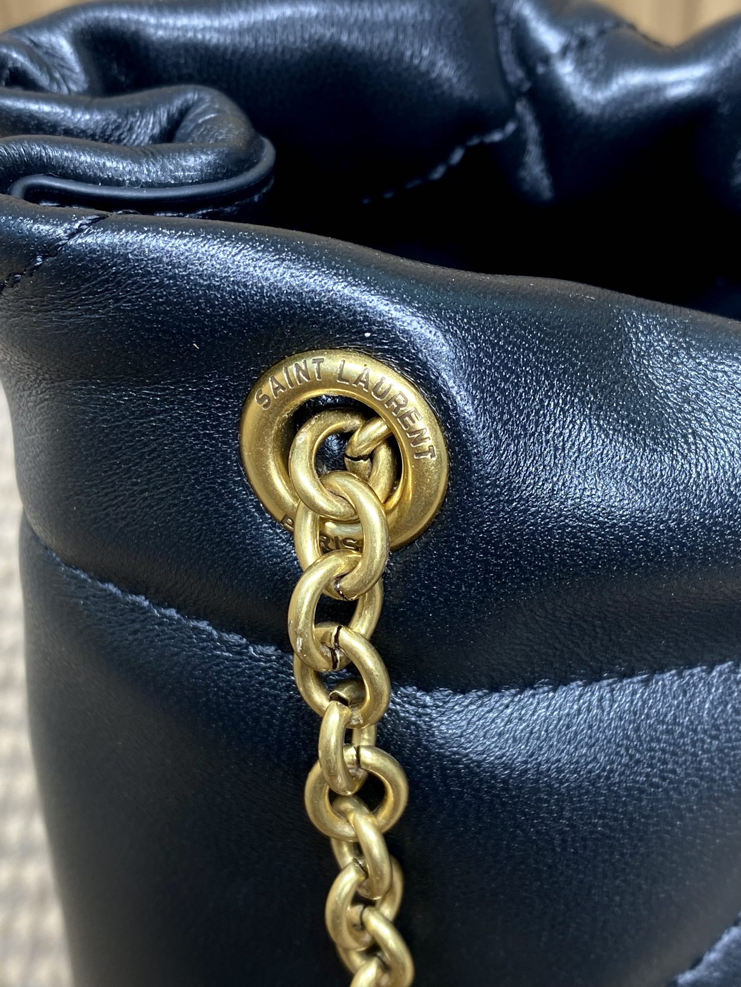 Ysl Basic Bag Sheepskin M-l-s