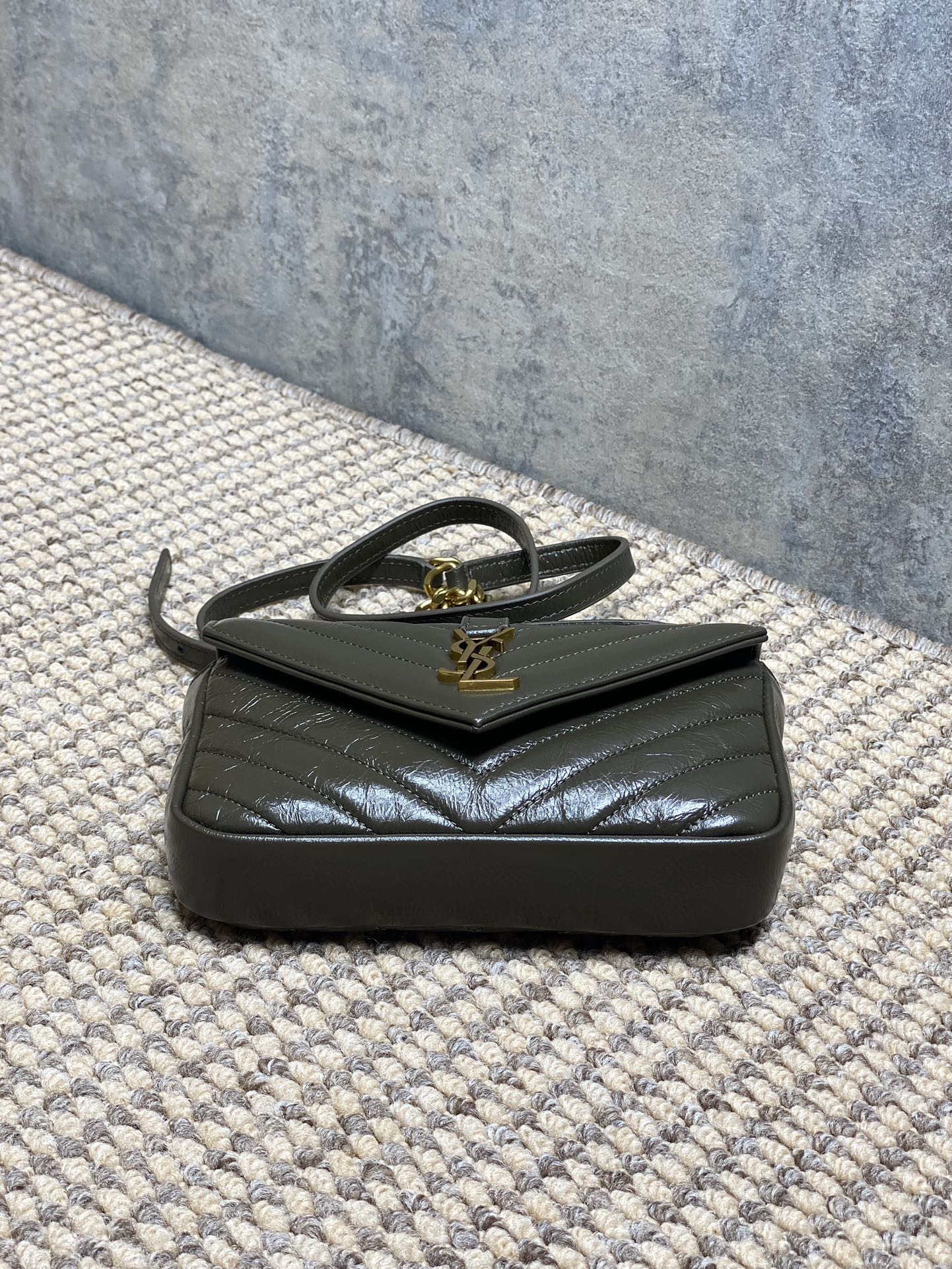 Ysl Messenger Bag Cow Leather Gold M-l-s